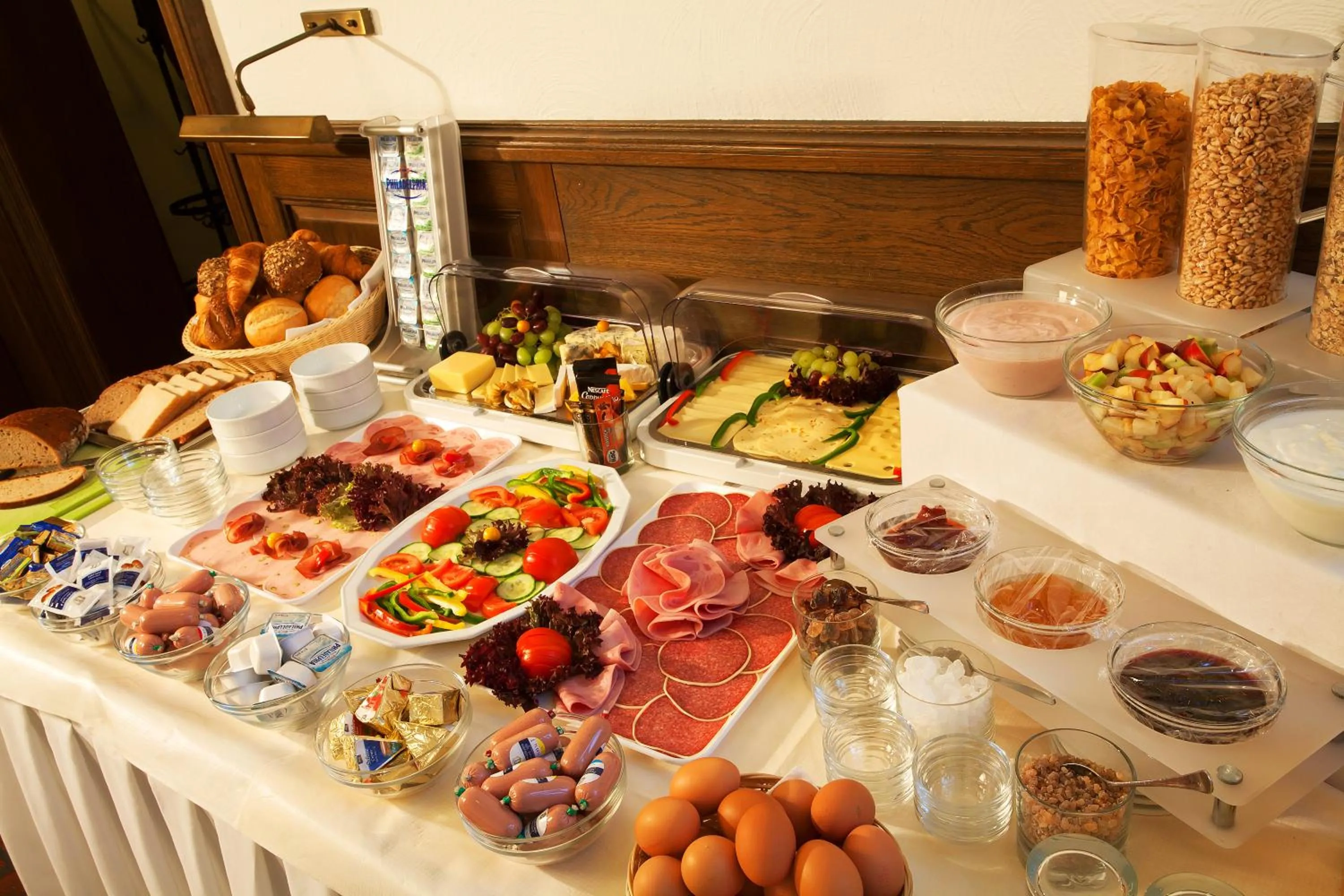 Restaurant/places to eat in Hotel Ritter St. Georg