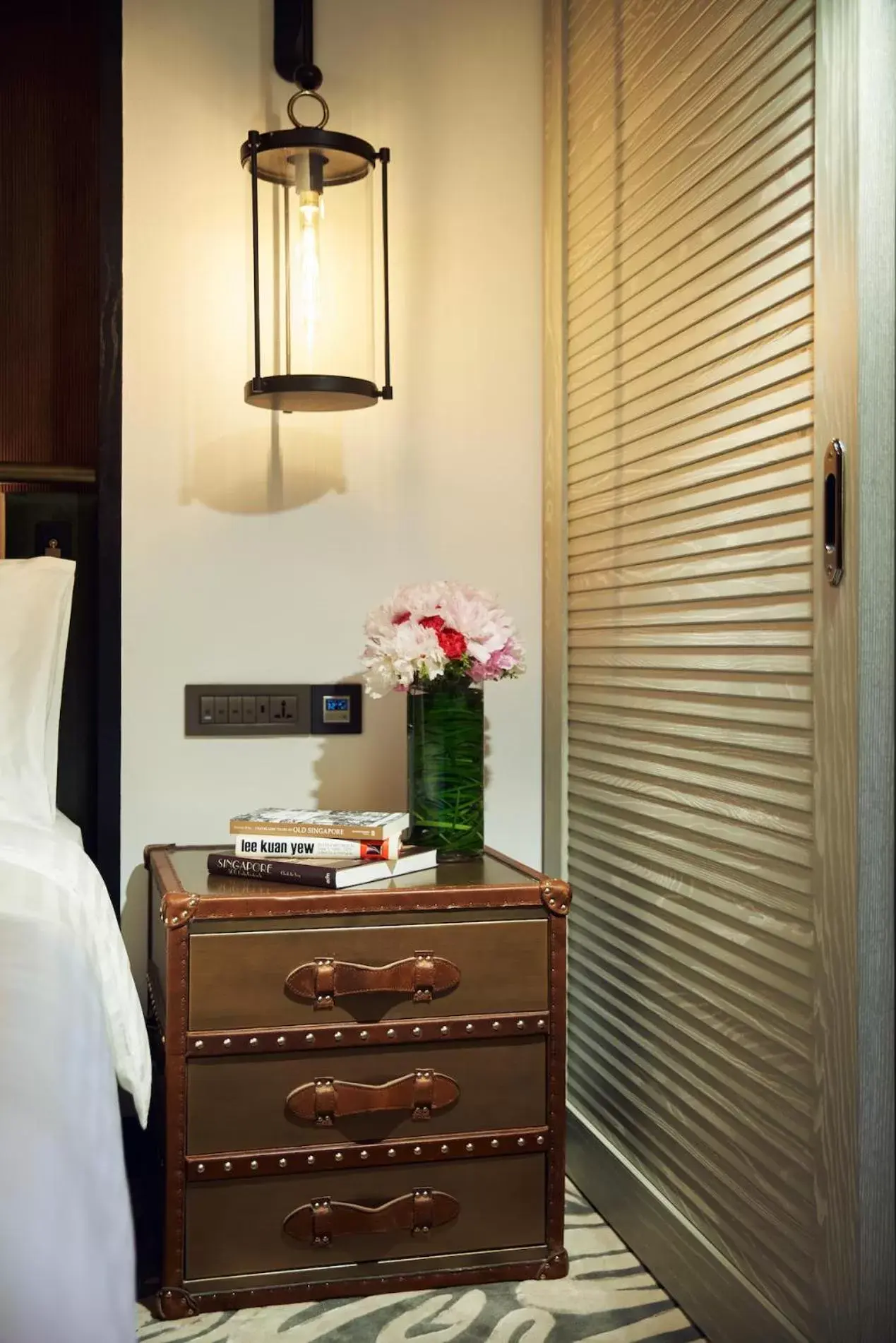 Bedroom, TV/Entertainment Center in The Barracks Hotel Sentosa by Far East Hospitality