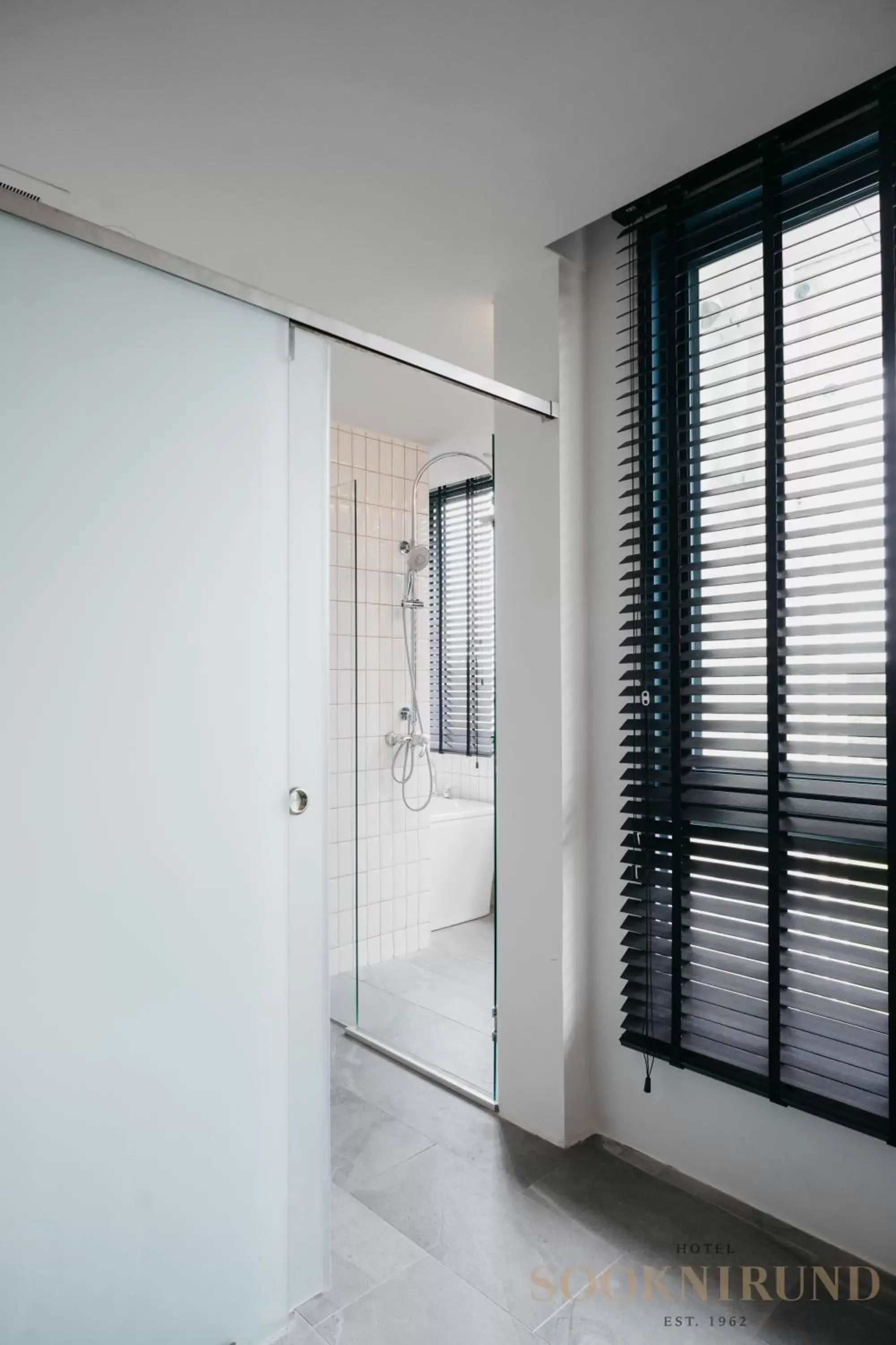 Shower, Bathroom in SOOKNIRUND HOTEL