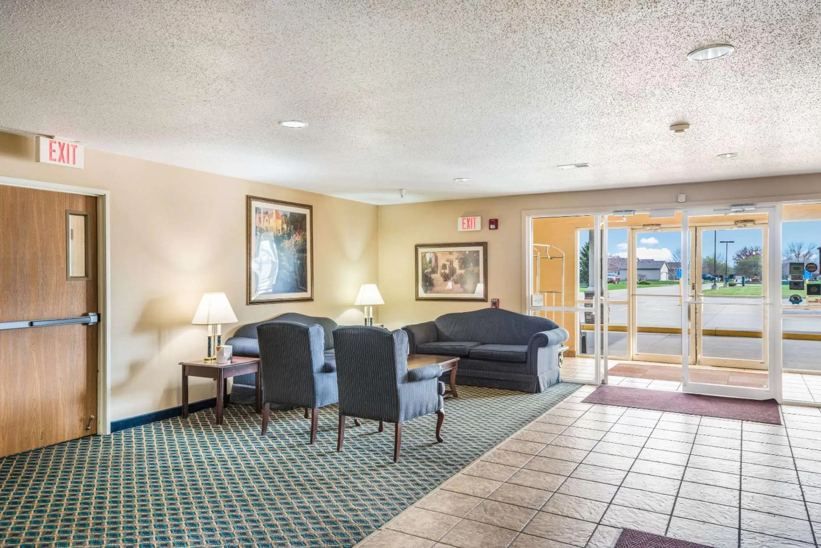 Lobby or reception in Quality Inn & Suites Eldridge Davenport North