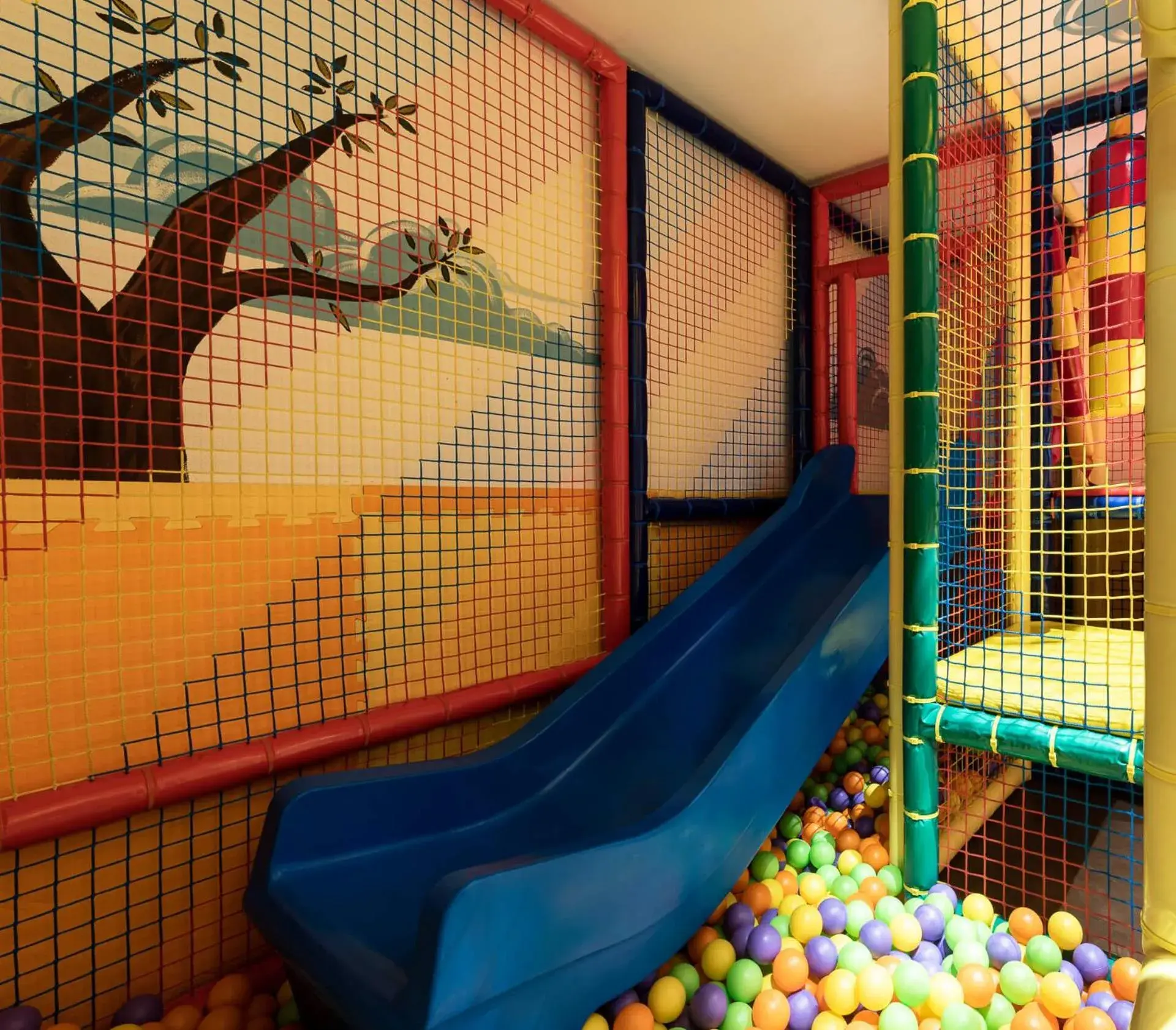 Area and facilities, Children's Play Area in Hotel B&B Feldmessner