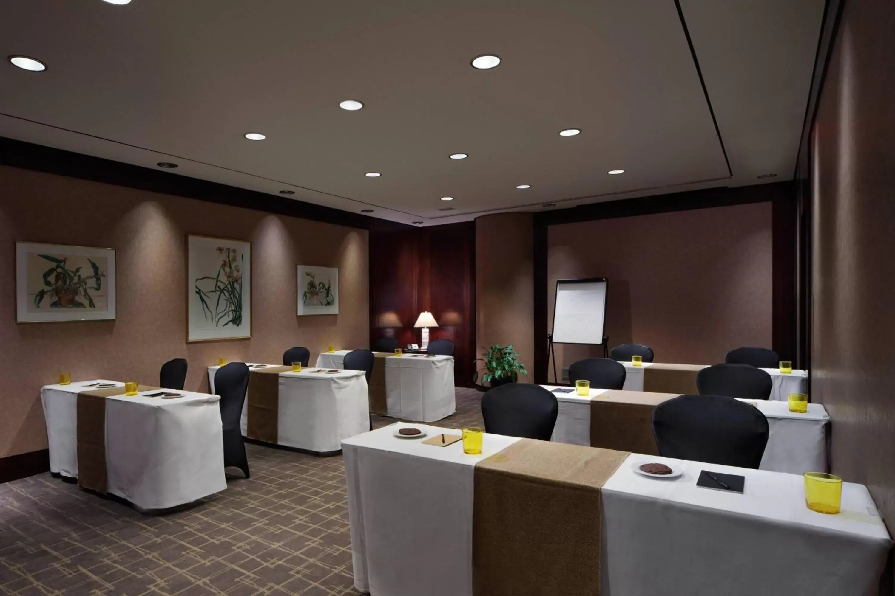 Meeting/conference room in Metropolitan Hotel Vancouver