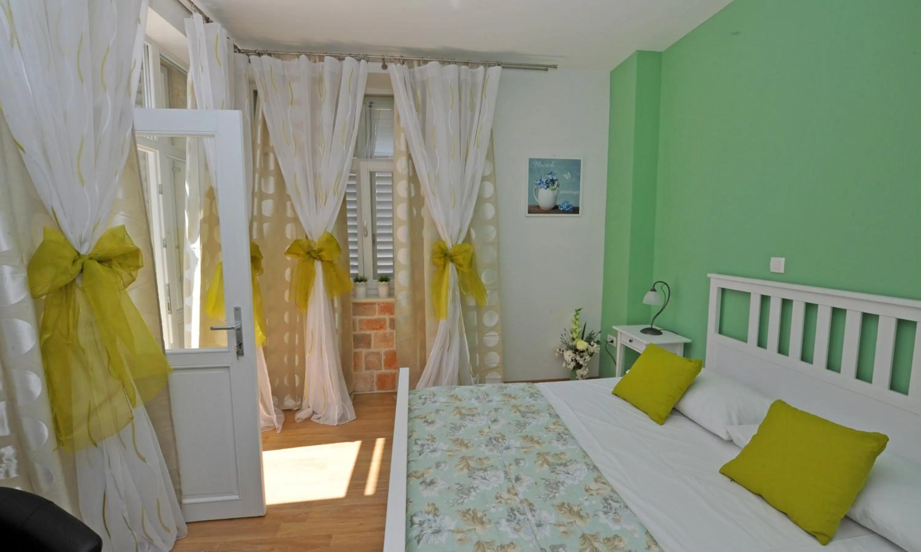 Bed in Luxury Rooms Nirvana