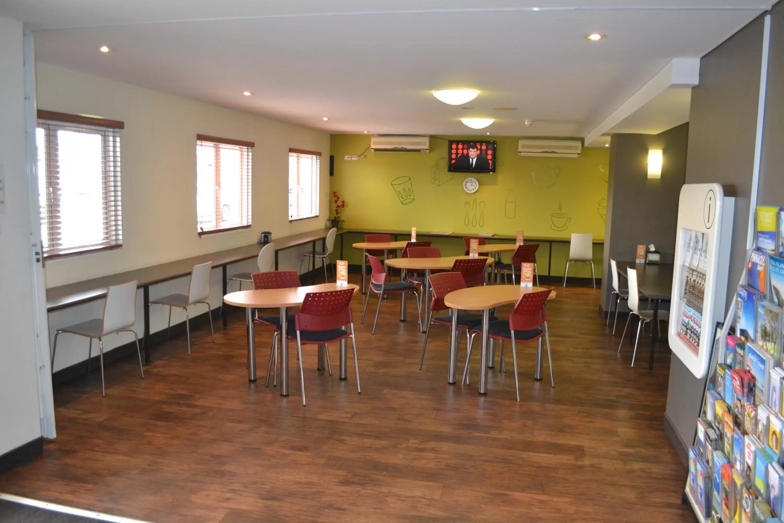 Restaurant/places to eat in ibis Budget Perth Airport Restaurant/places to eat in ibis Budget Perth Airport