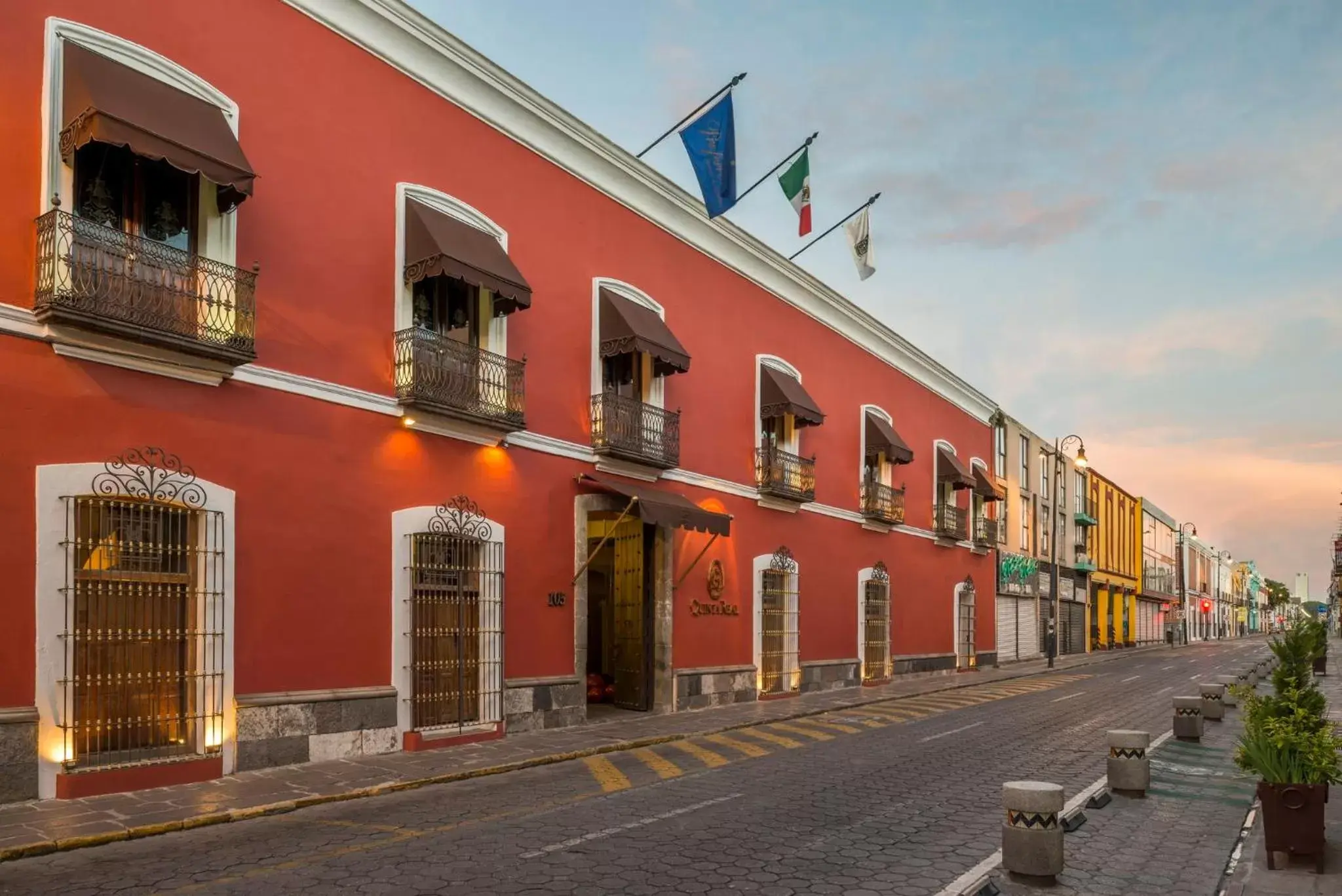 Property Building in Quinta Real Puebla