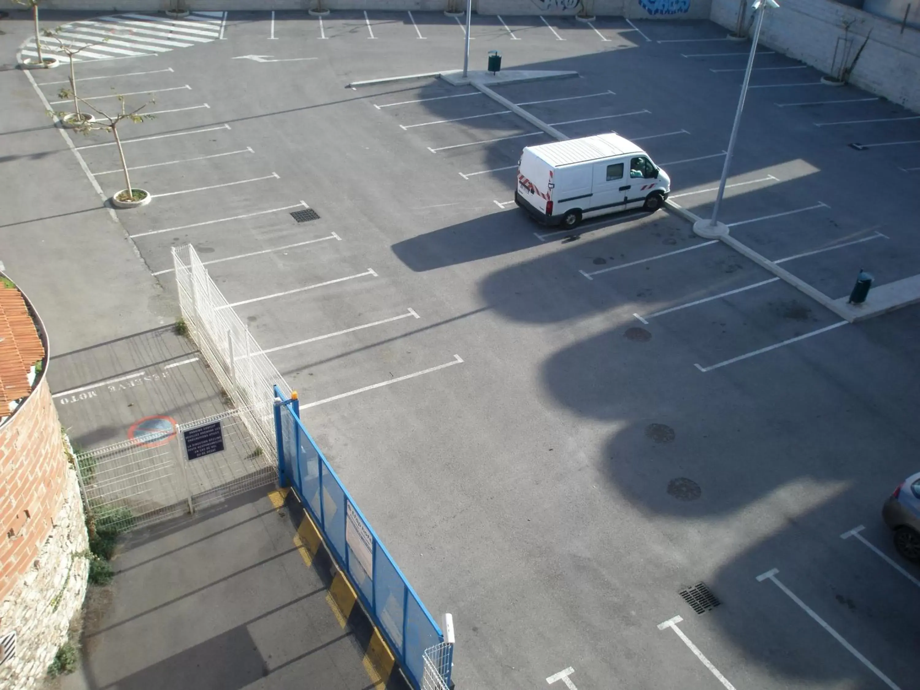 Facade/entrance, Bird's-eye View in ibis budget Sète centre