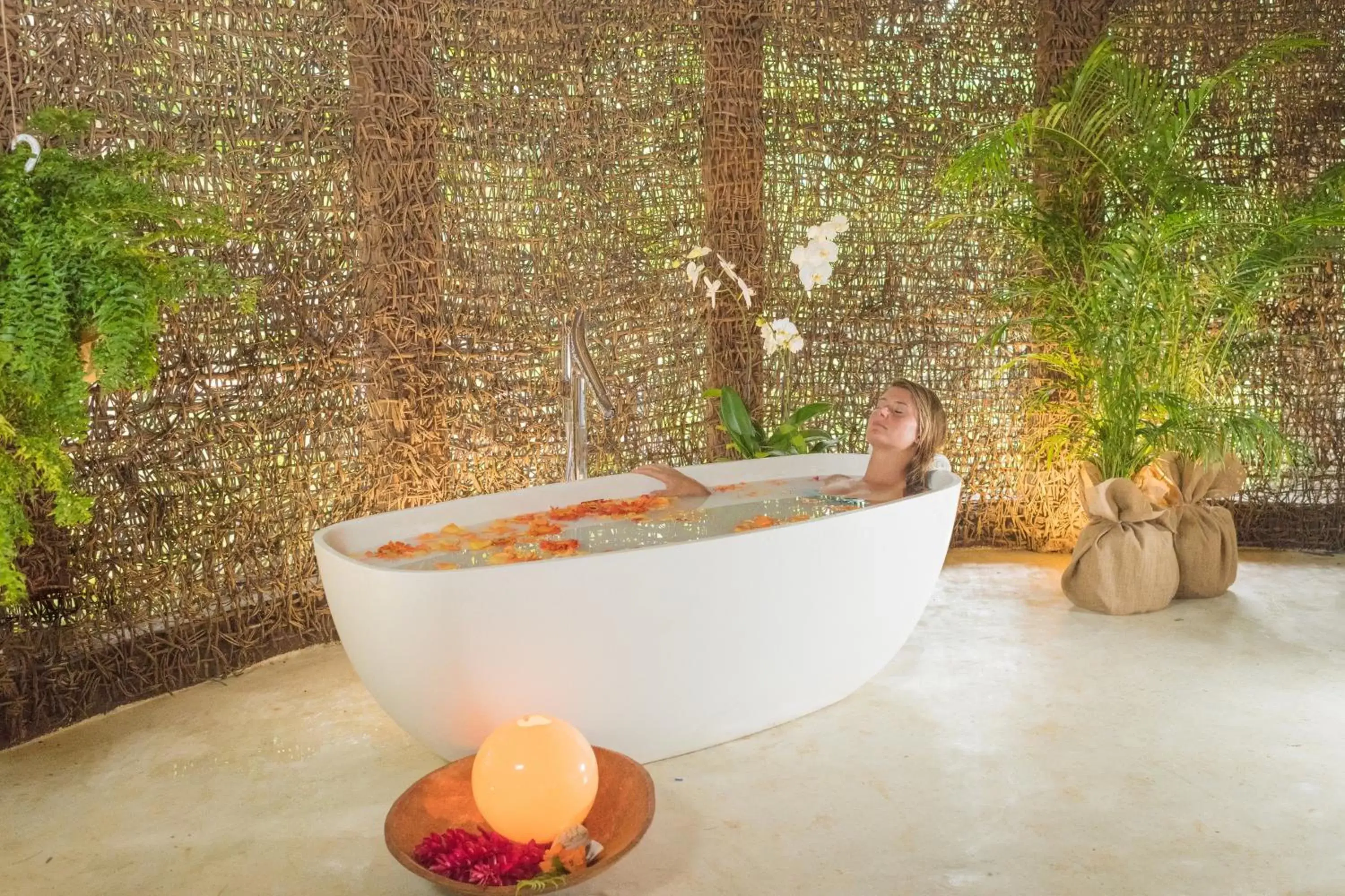 Open Air Bath, Bathroom in Sublime Samana