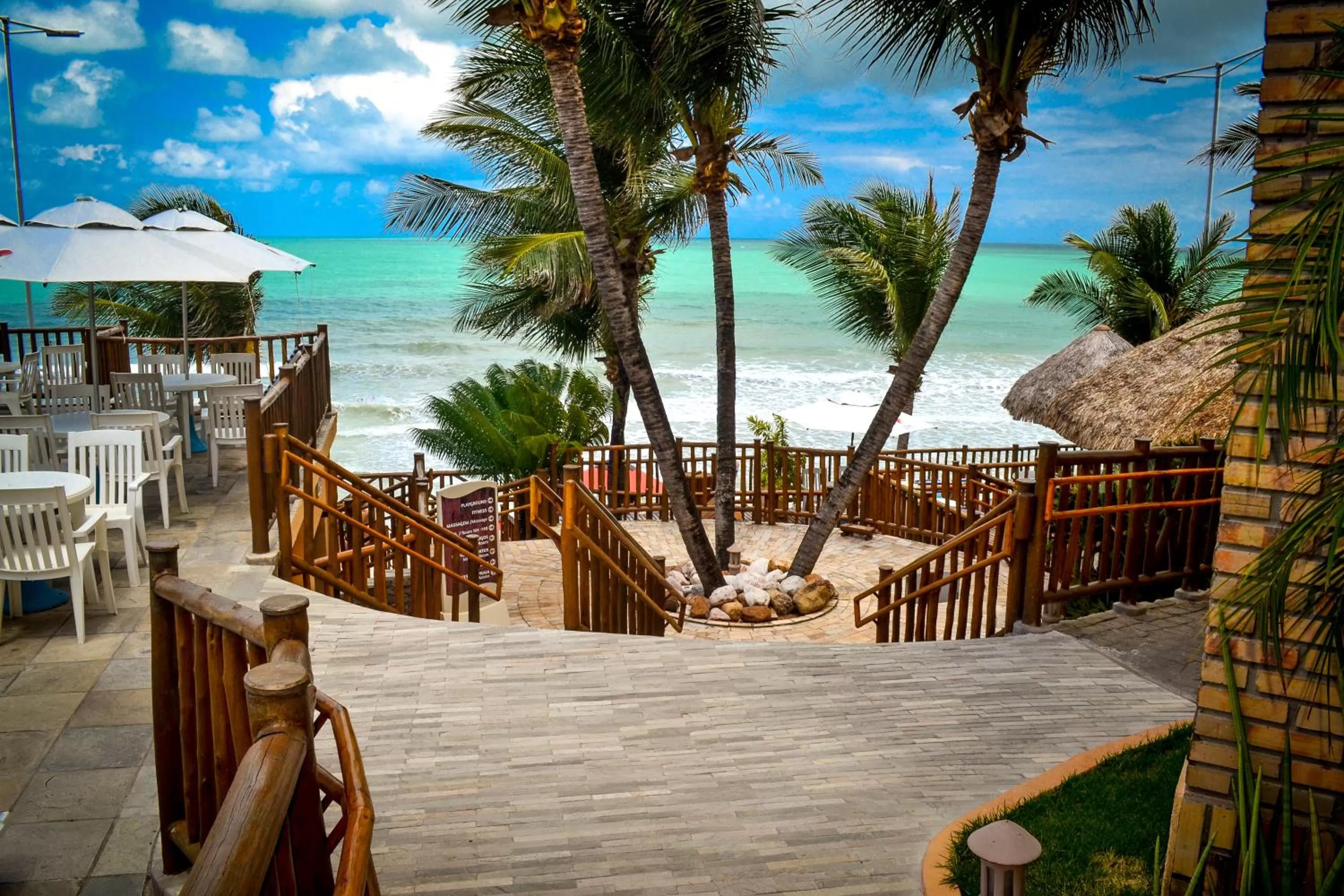 Swimming pool in Visual Praia Hotel