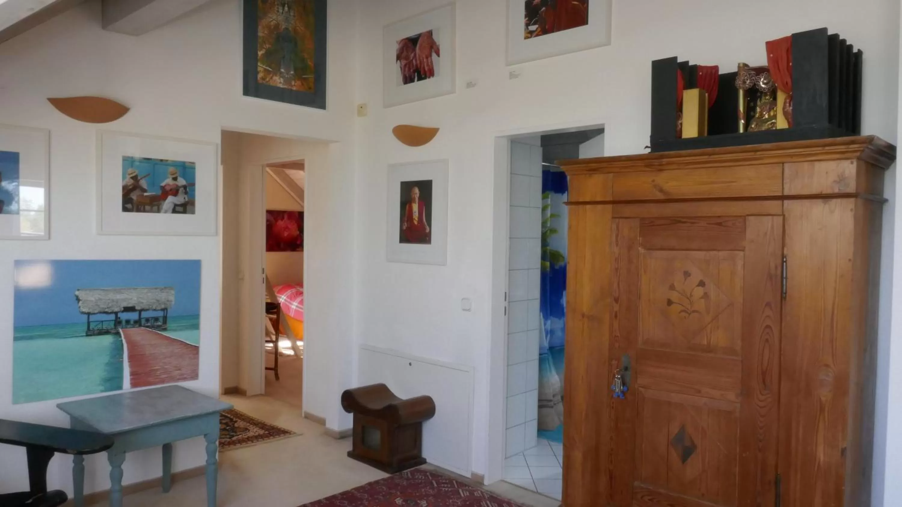 Communal lounge/ TV room in Bed and Breakfast Bavaria München