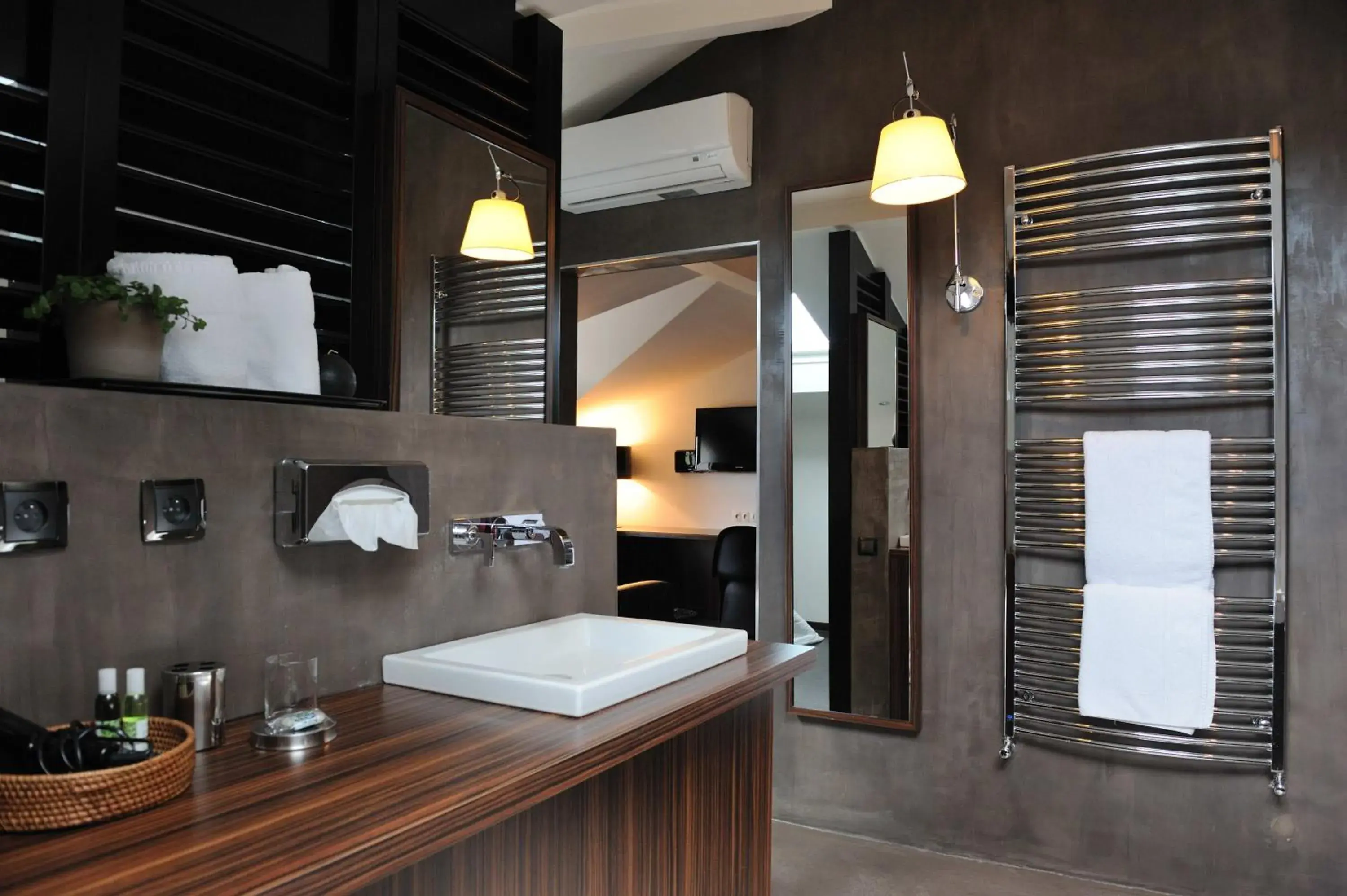 Bathroom in Hotel Du Golf