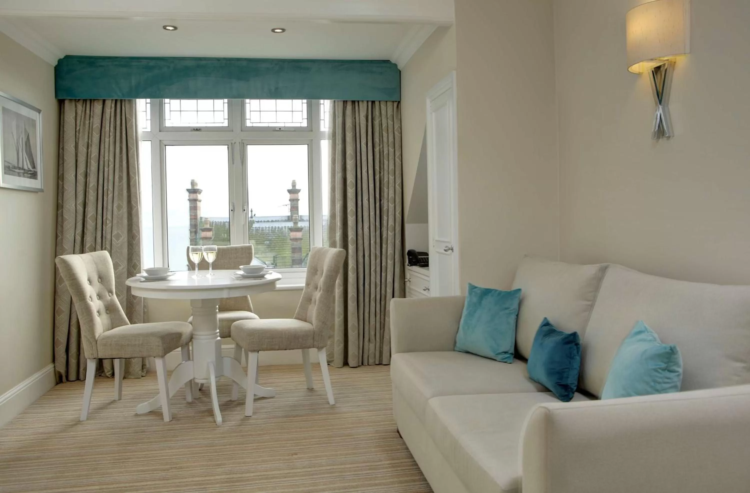 Photo of the whole room in Burlington Hotel, BW Premier Collection by Best Western