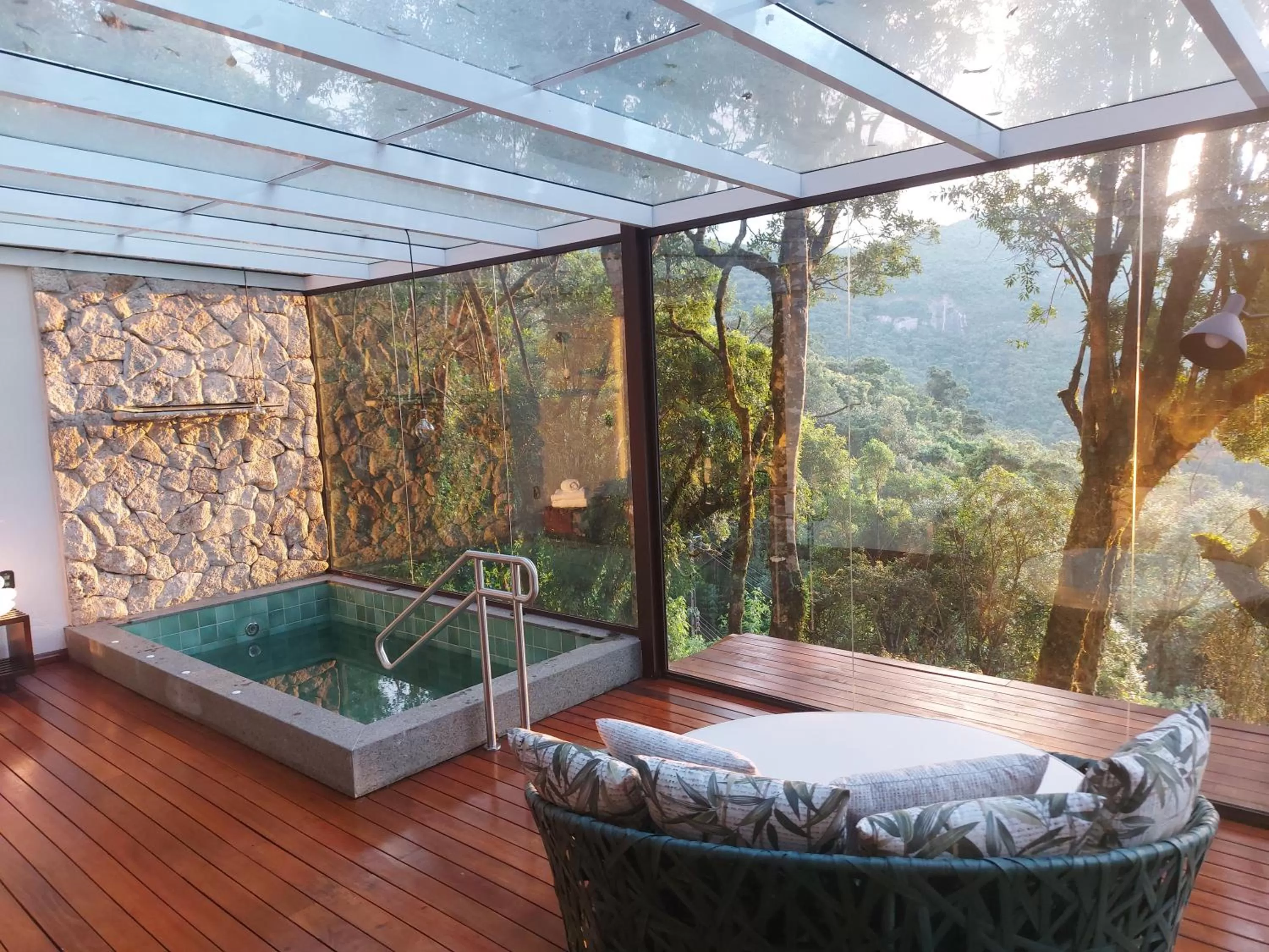 Pool view in Kuriuwa Hotel