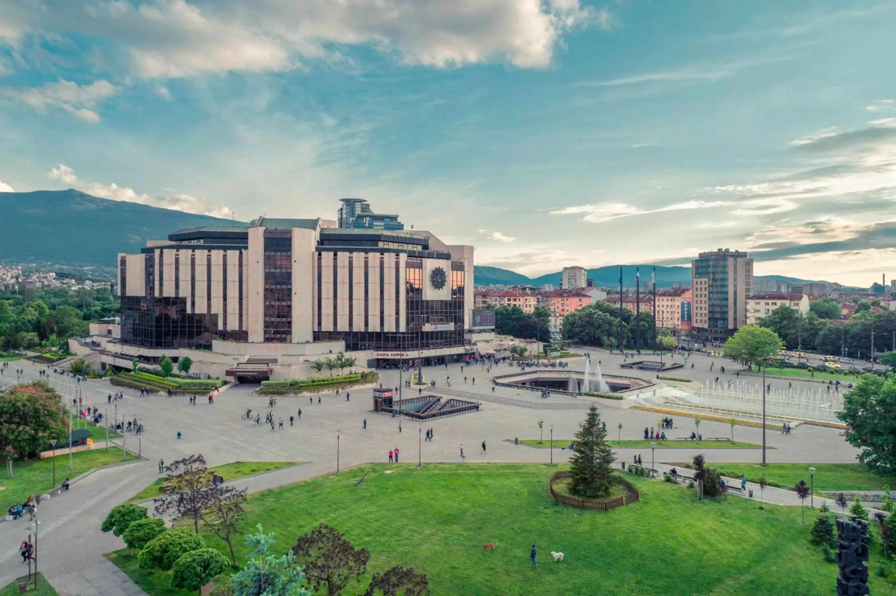 Facade/entrance in Rosslyn Central Park Hotel Sofia Facade/entrance in Rosslyn Central Park Hotel Sofia
