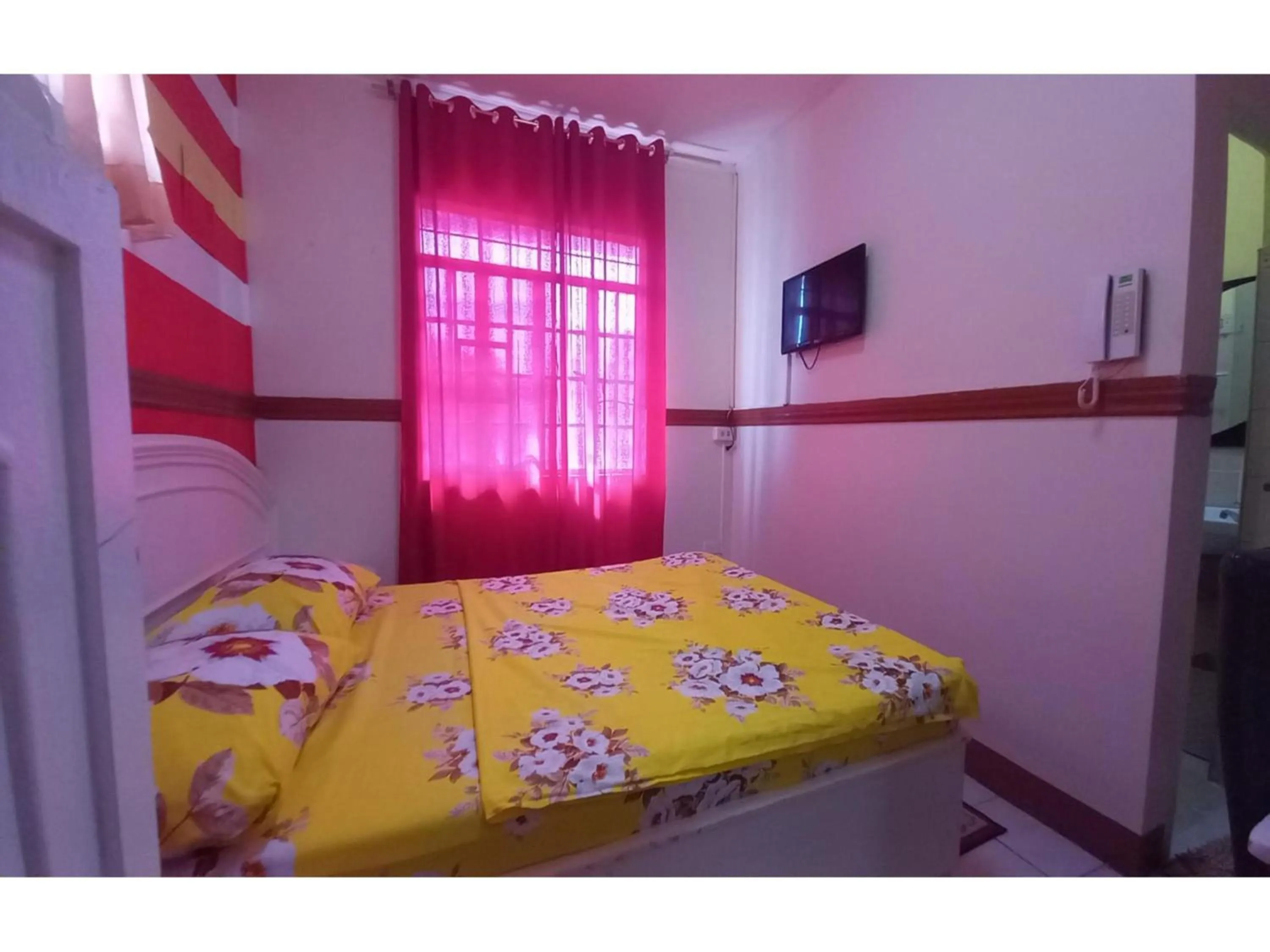 Standard Double Room in OYO 1048 Jomckayl Apartelle