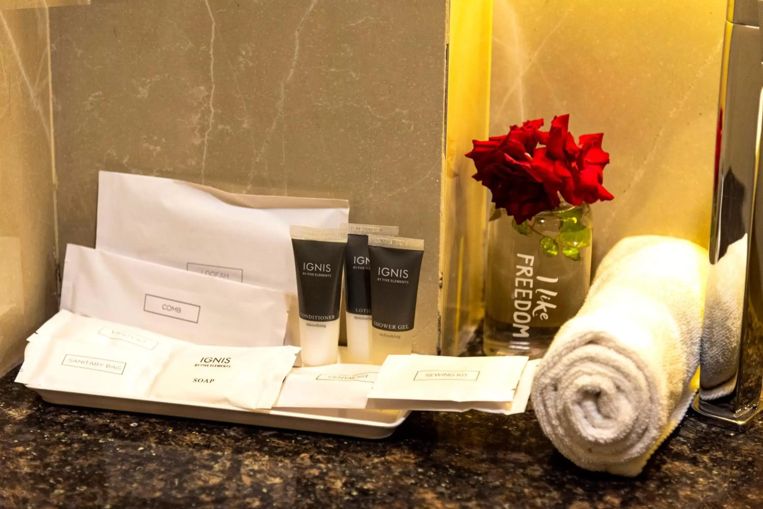 Property building, Bed in Hotel Pratham Property building, Bed in Hotel Pratham