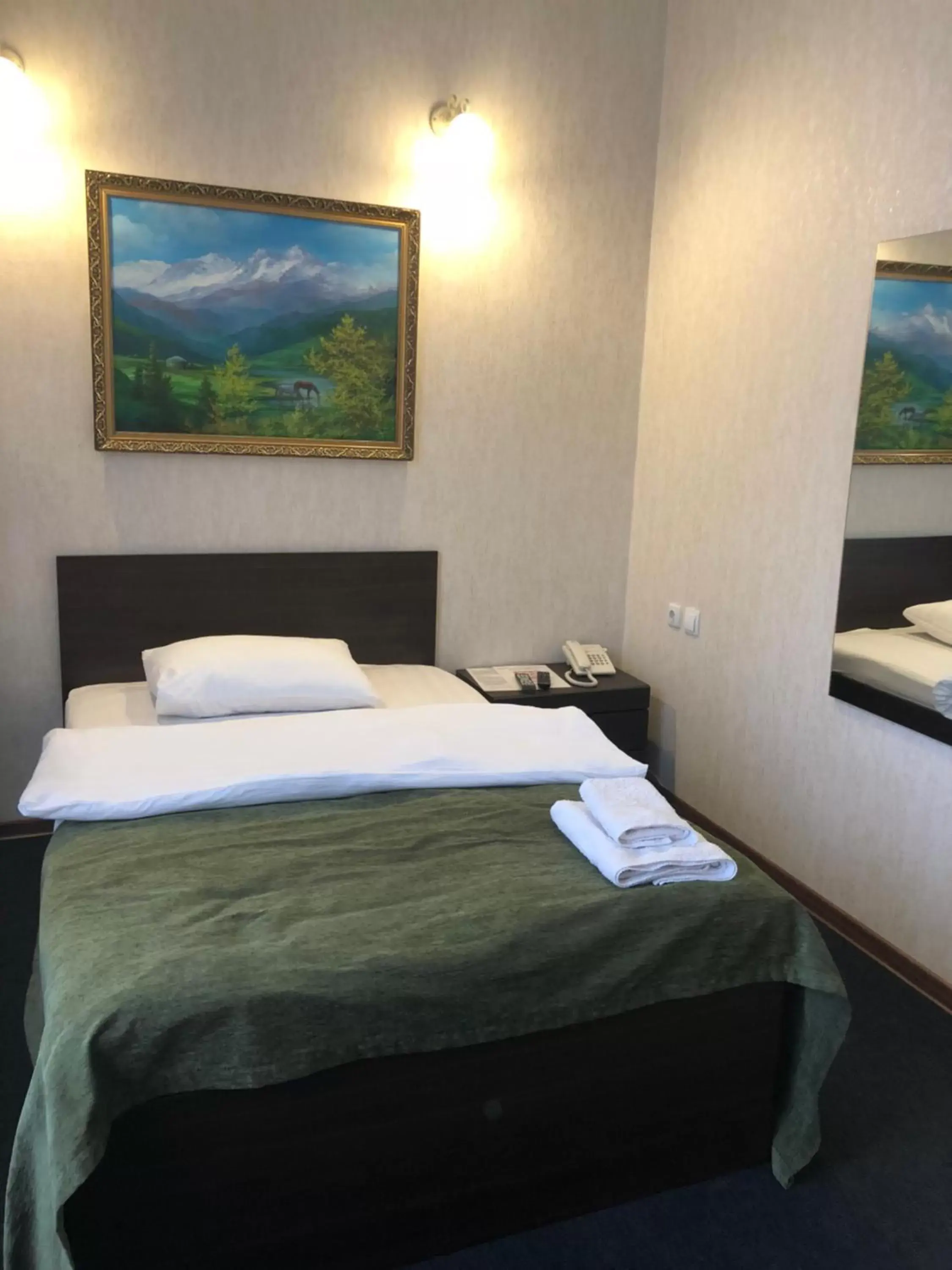 Small Single Room in Pride Hotel Small Single Room in Pride Hotel