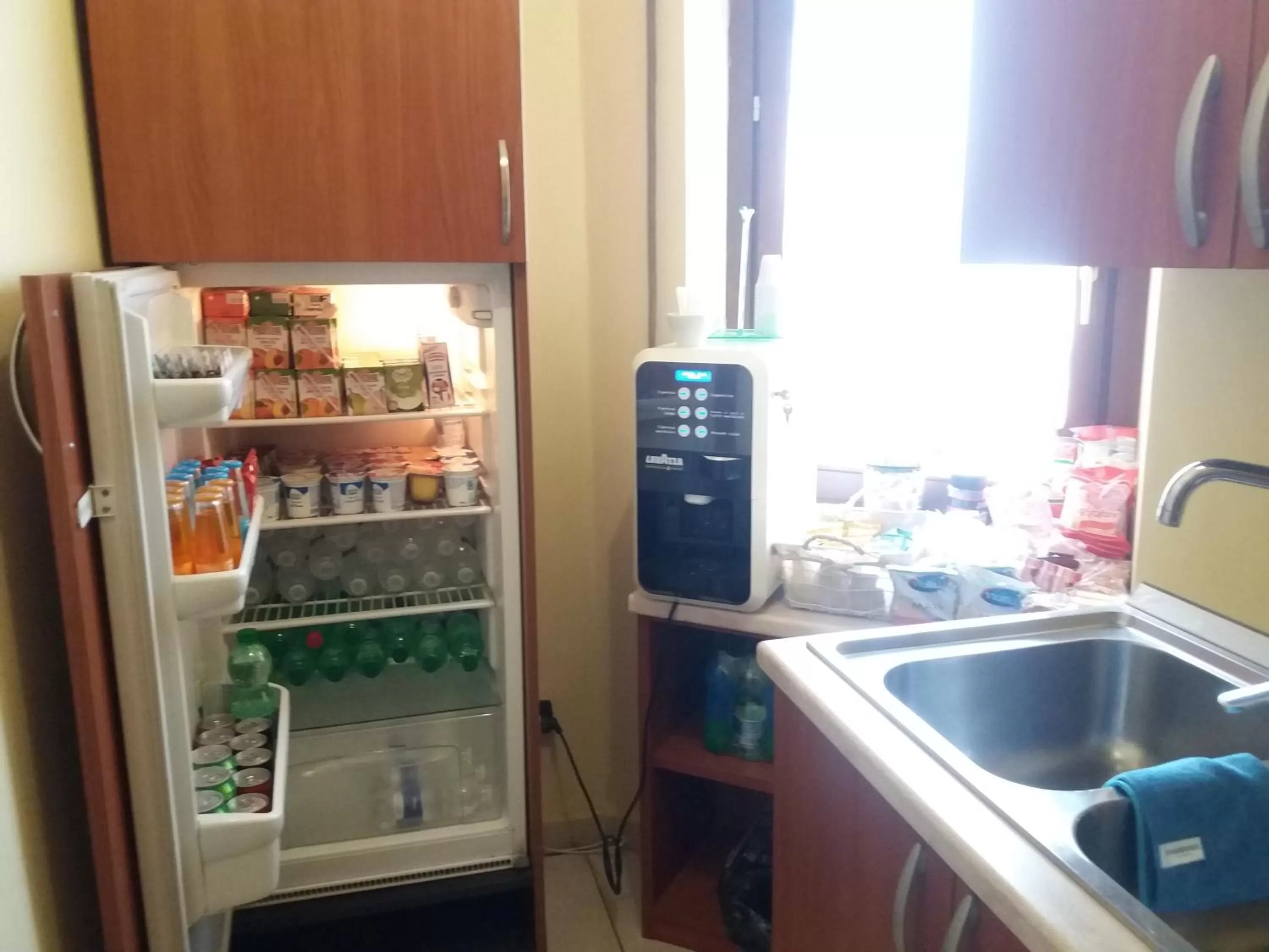 Breakfast, Kitchen/Kitchenette in B&B 30 mt dal Duomo