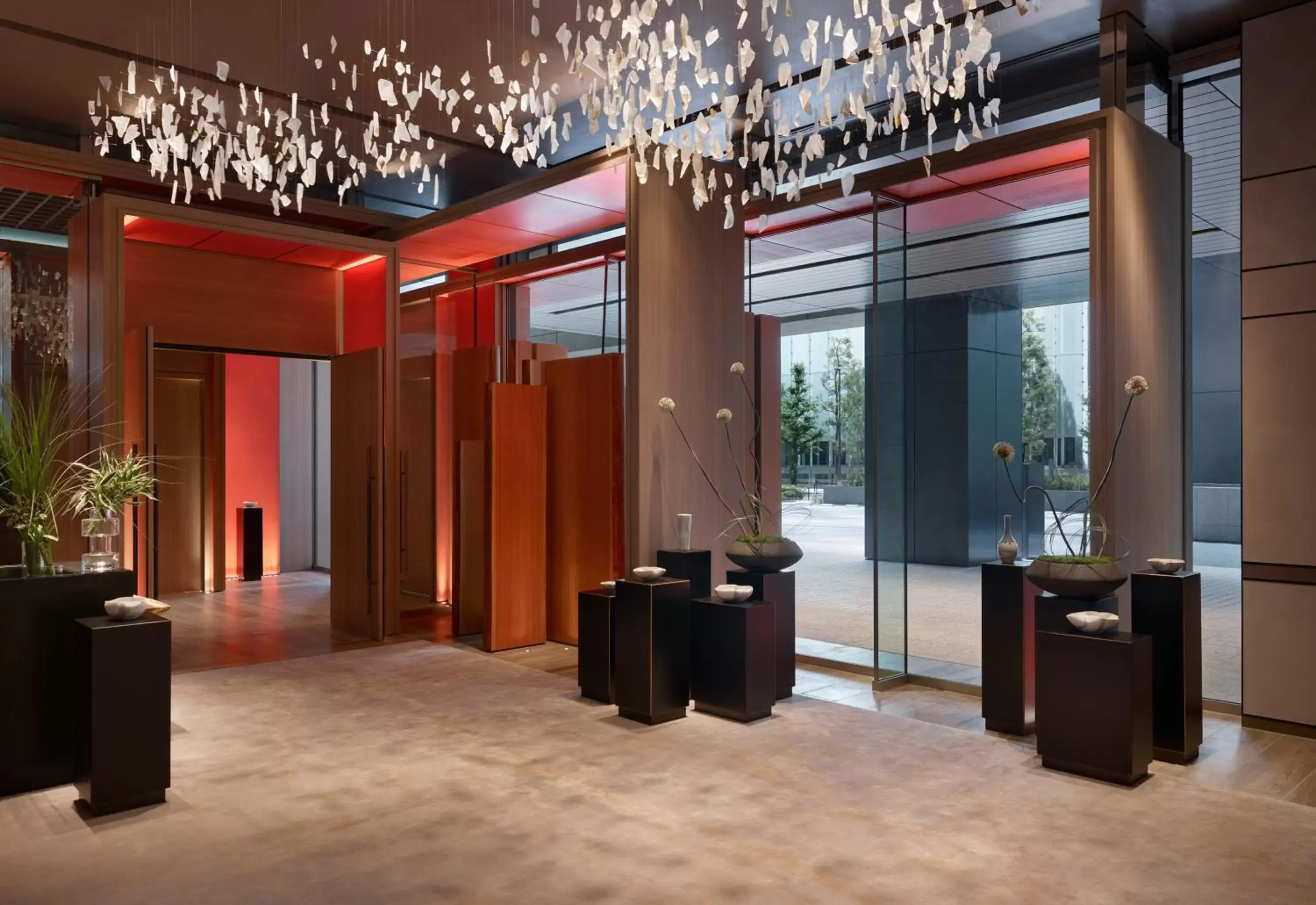 Facade/entrance in Four Seasons Hotel Tokyo at Otemachi Facade/entrance in Four Seasons Hotel Tokyo at Otemachi