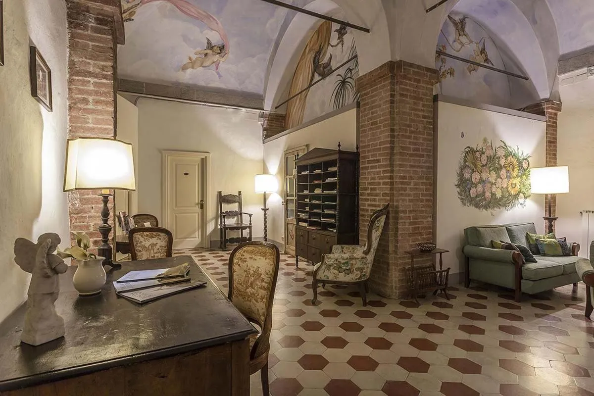Lobby or reception in Il Chiostro Del Carmine