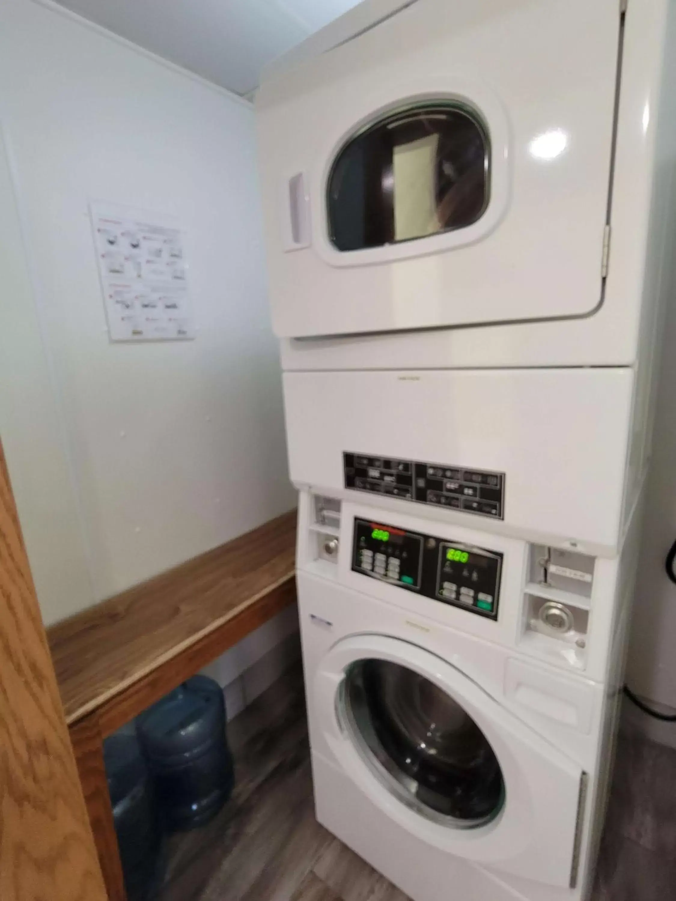 laundry, Kitchen/Kitchenette in SureStay Plus Hotel by Best Western Grand Island