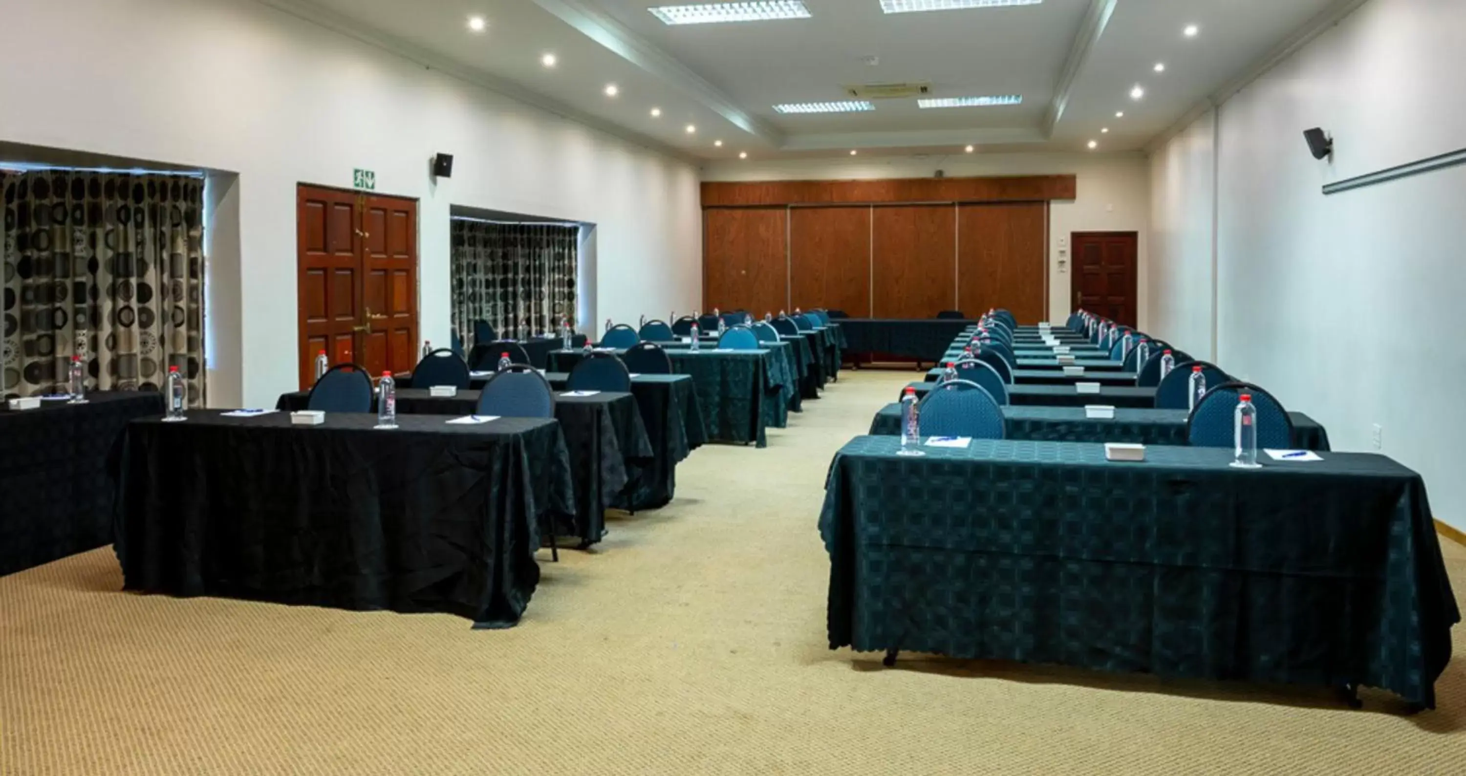 Meeting/conference room in ANEW Hotel Hluhluwe