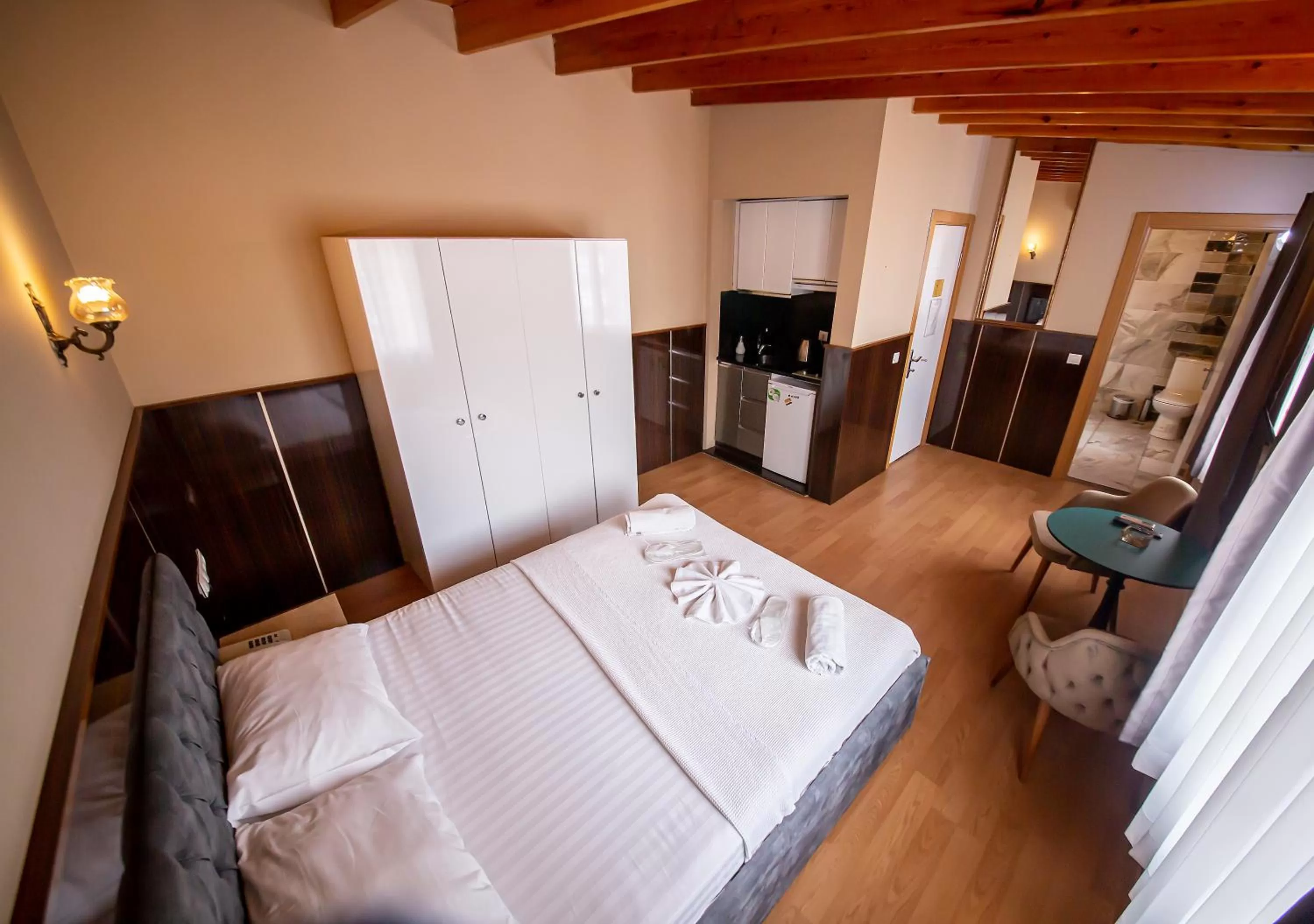 Bed in Royal Palace Hotel