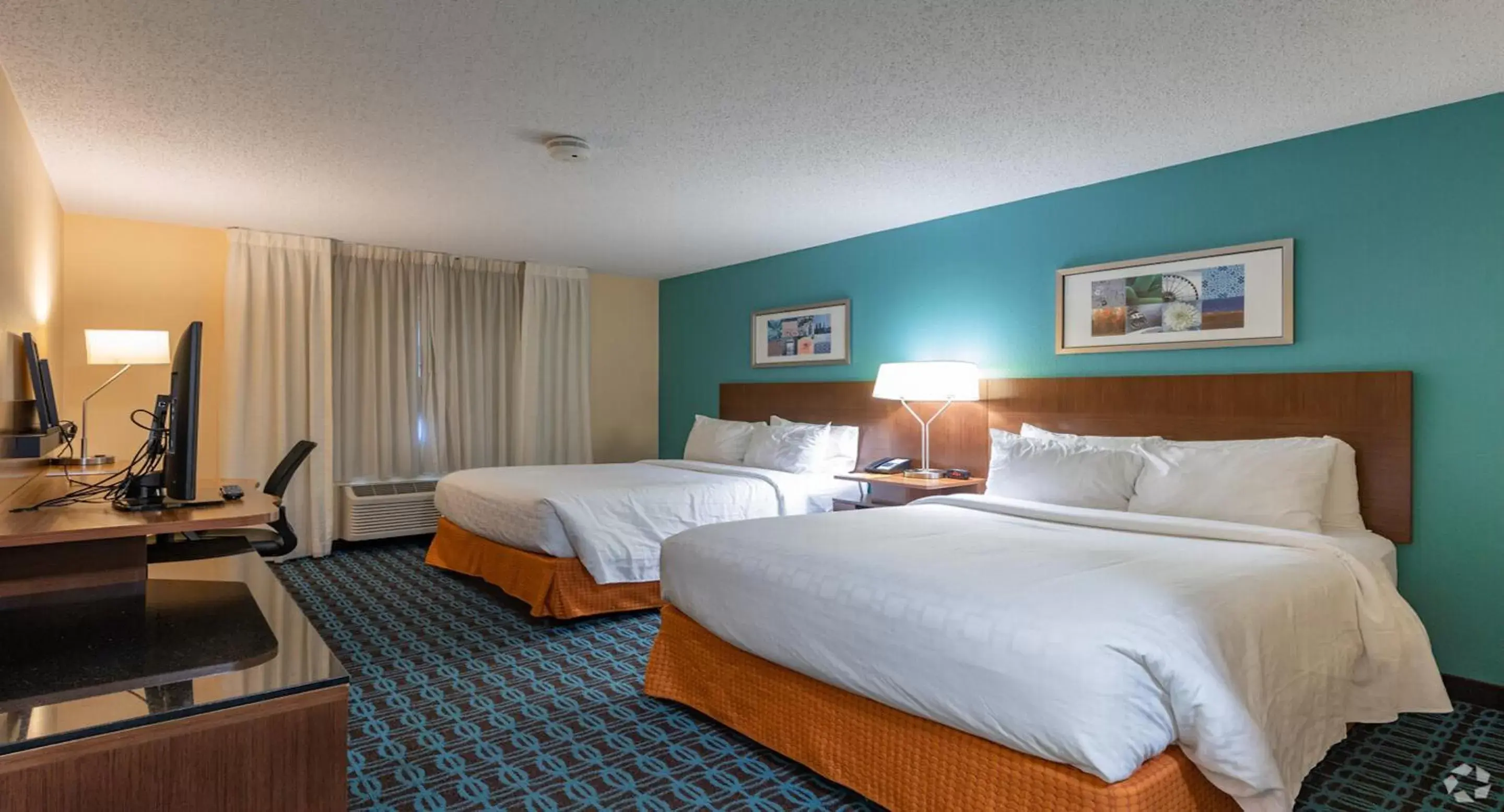 Bed in SureStay by Best Western Bryan College Station