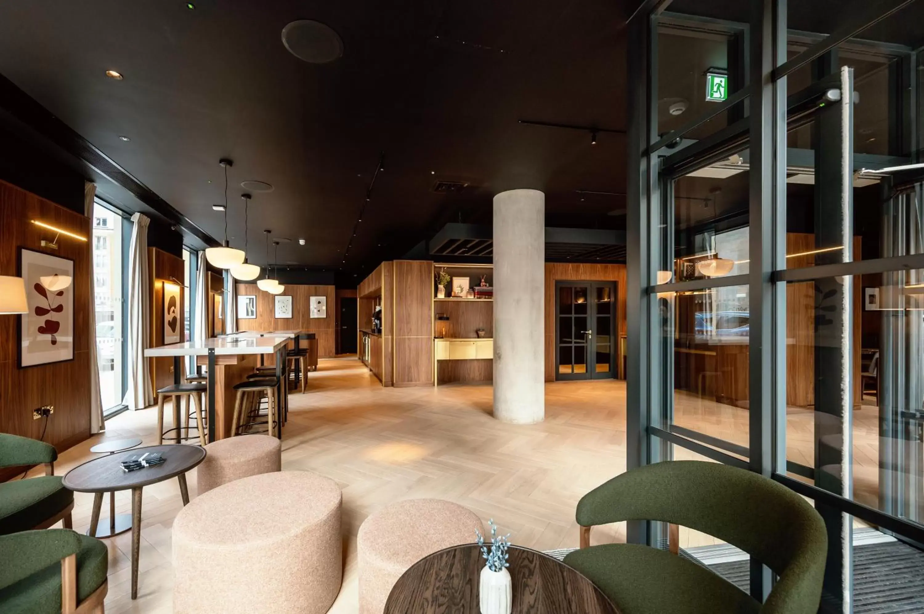 Lobby or reception, Lobby/Reception in Wilde Aparthotels by Staycity London Aldgate Tower Bridge