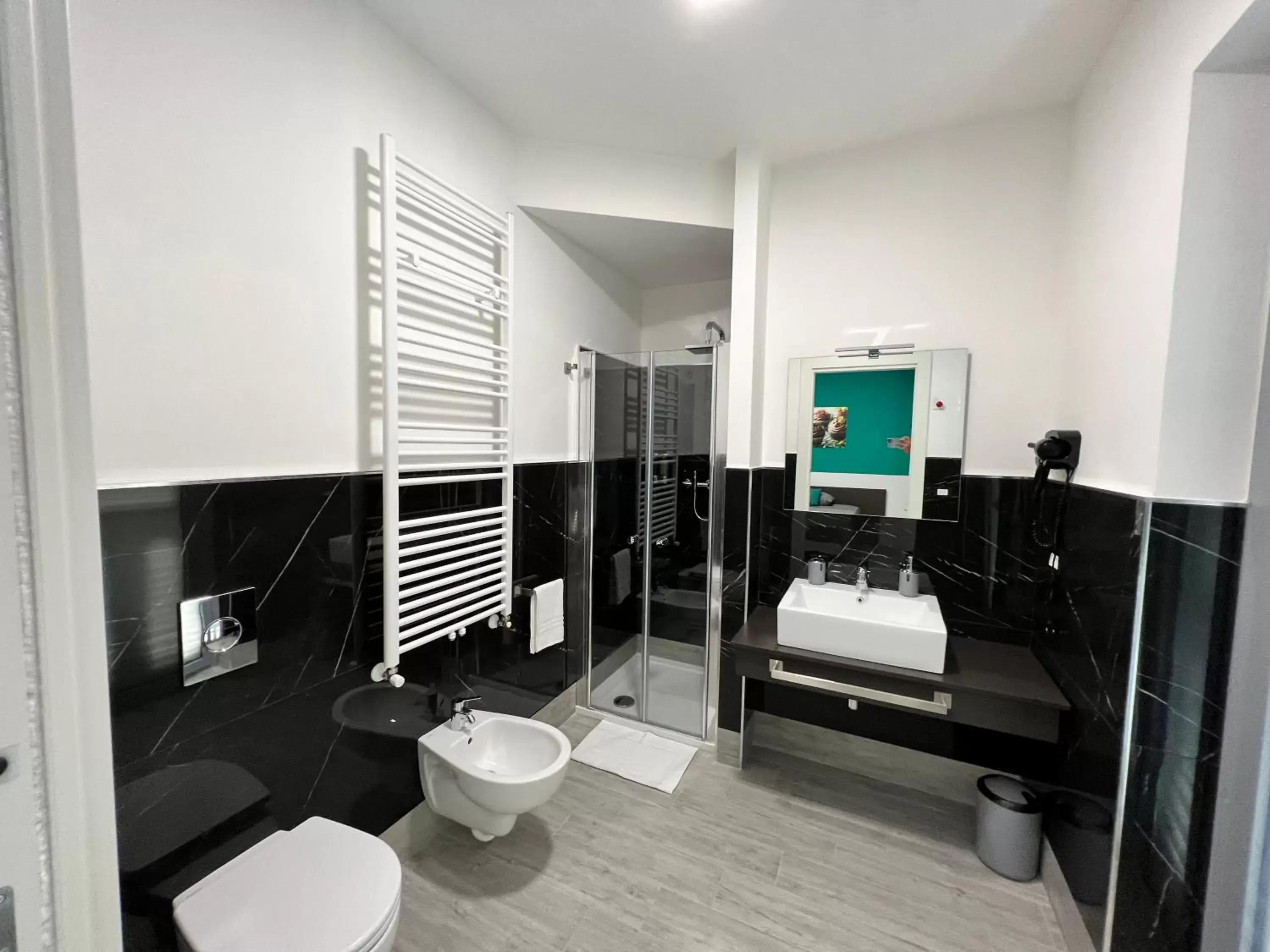 Bathroom in Siclari B&B-Rooms&Suite