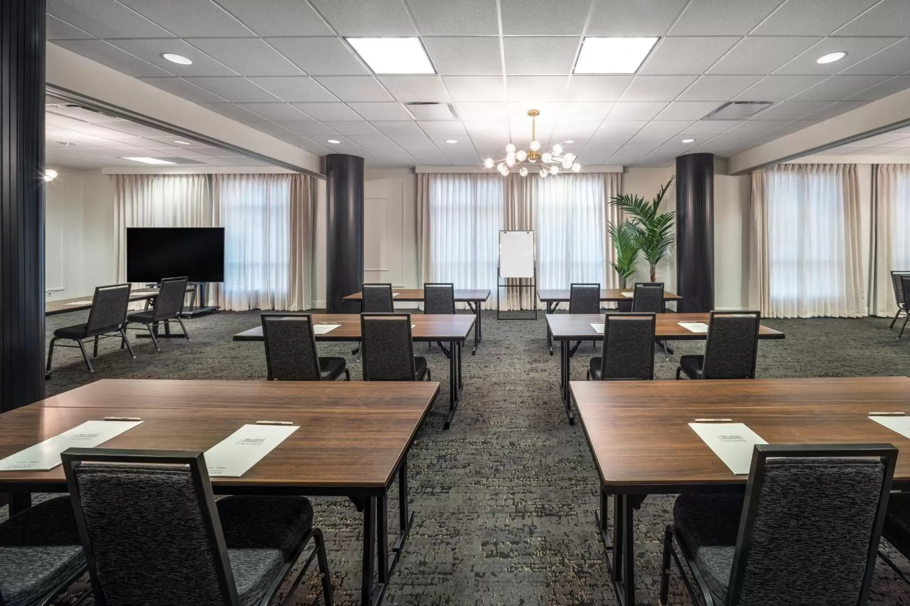 Meeting/conference room in Residence Inn by Marriott Calgary South