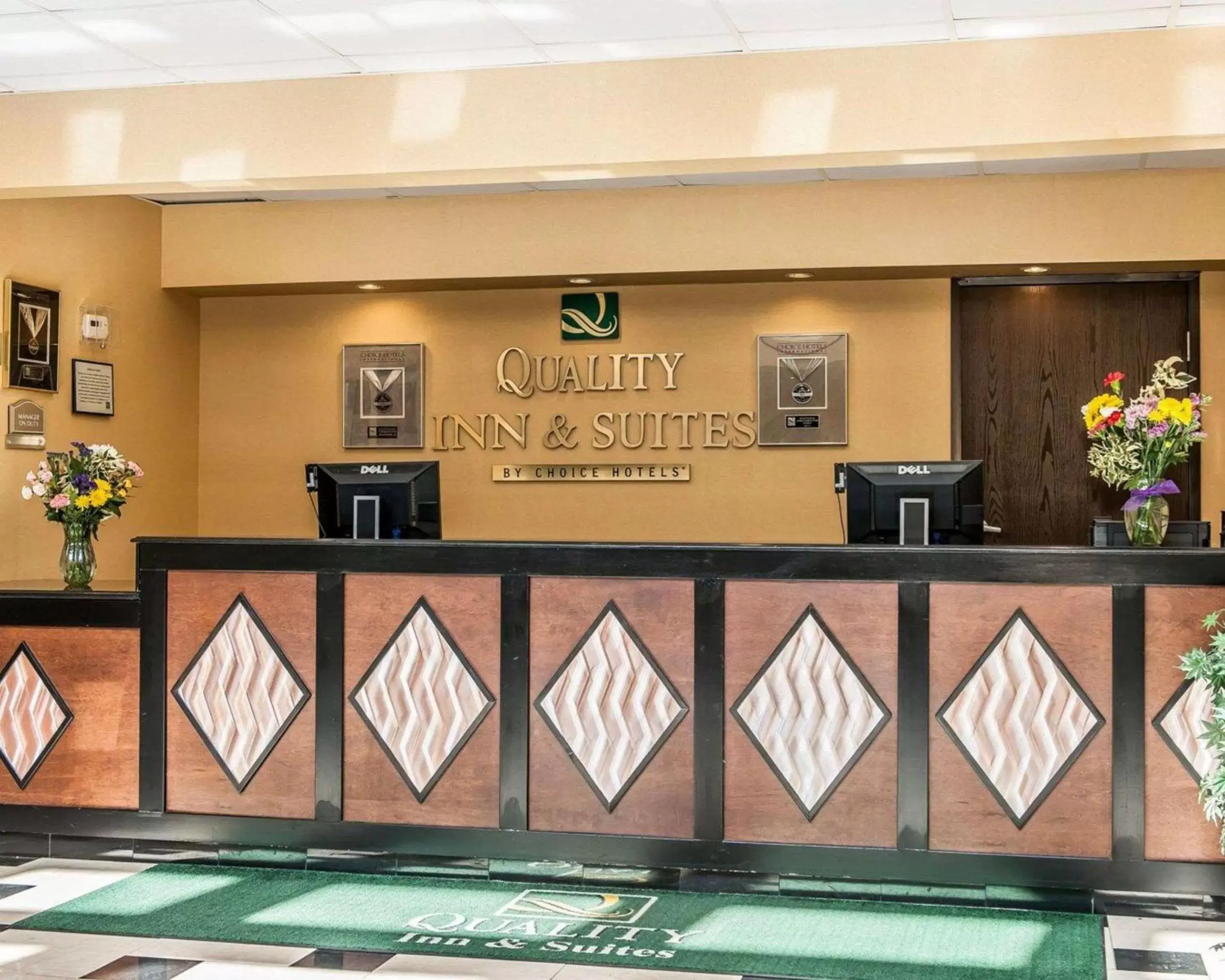 Lobby or reception, Lobby/Reception in Quality Inn & Suites - Mattoon