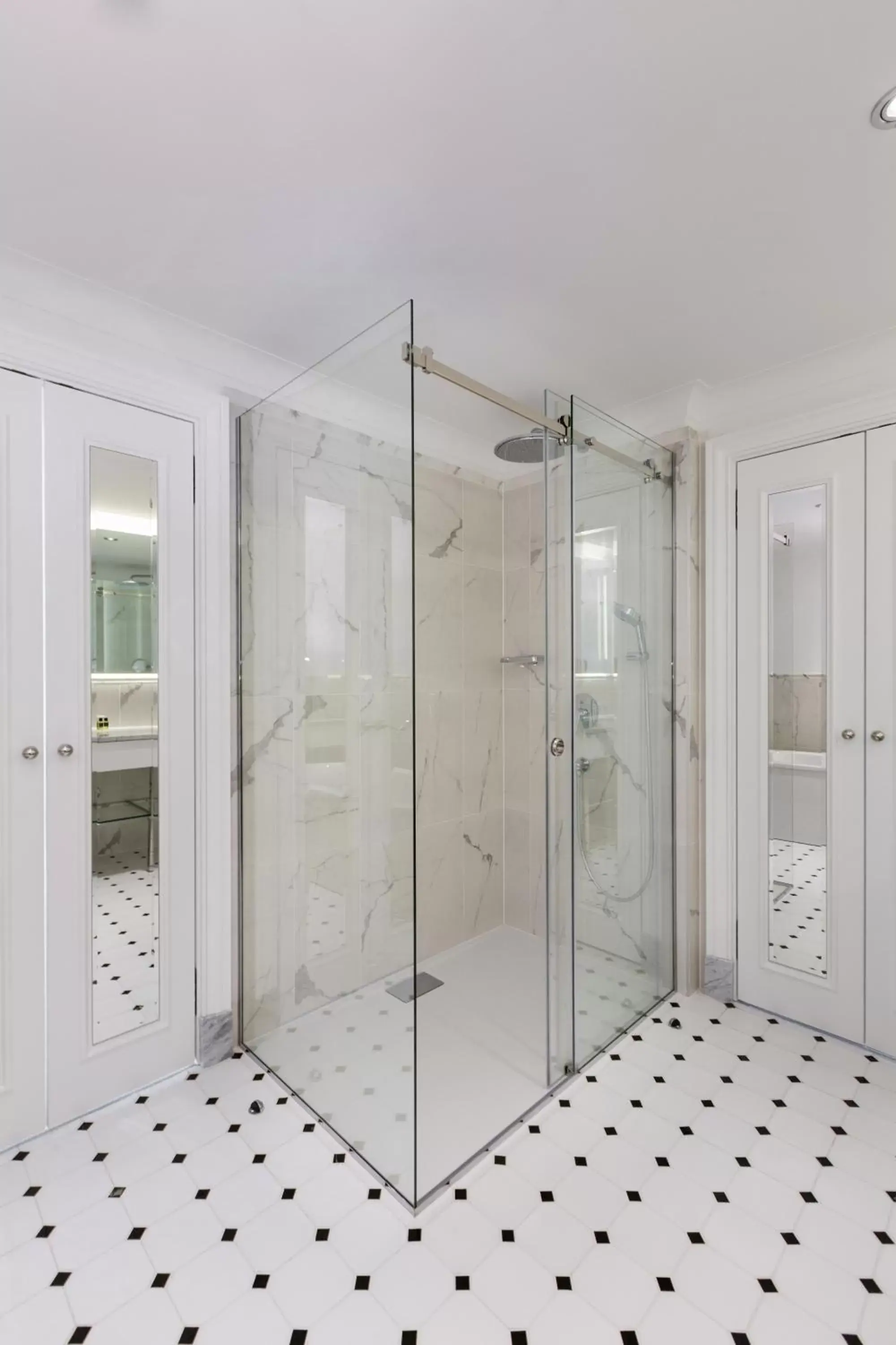 Shower, Bathroom in Amadria Park Hotel Milenij
