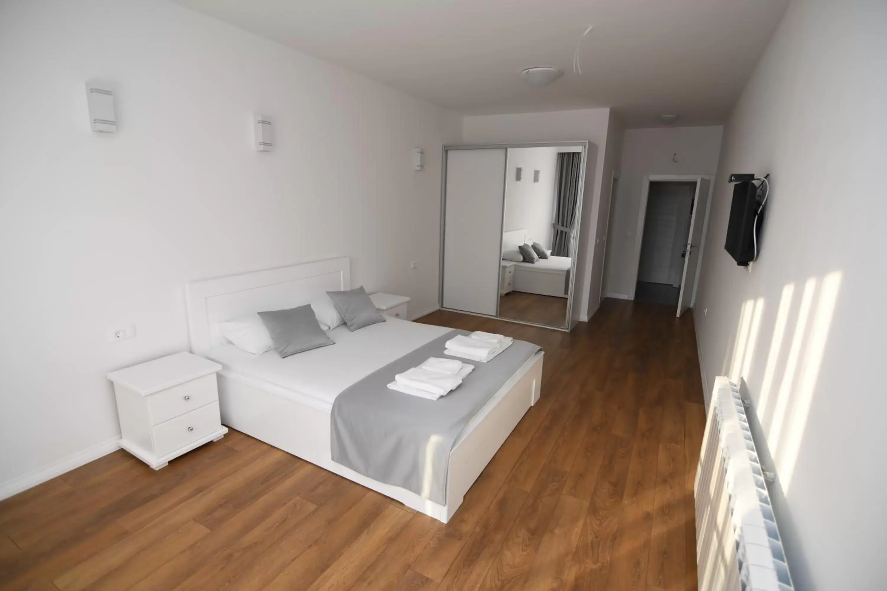 Deluxe King Room in Elan Luxury Apartments & Lounge Bar Deluxe King Room in Elan Luxury Apartments & Lounge Bar