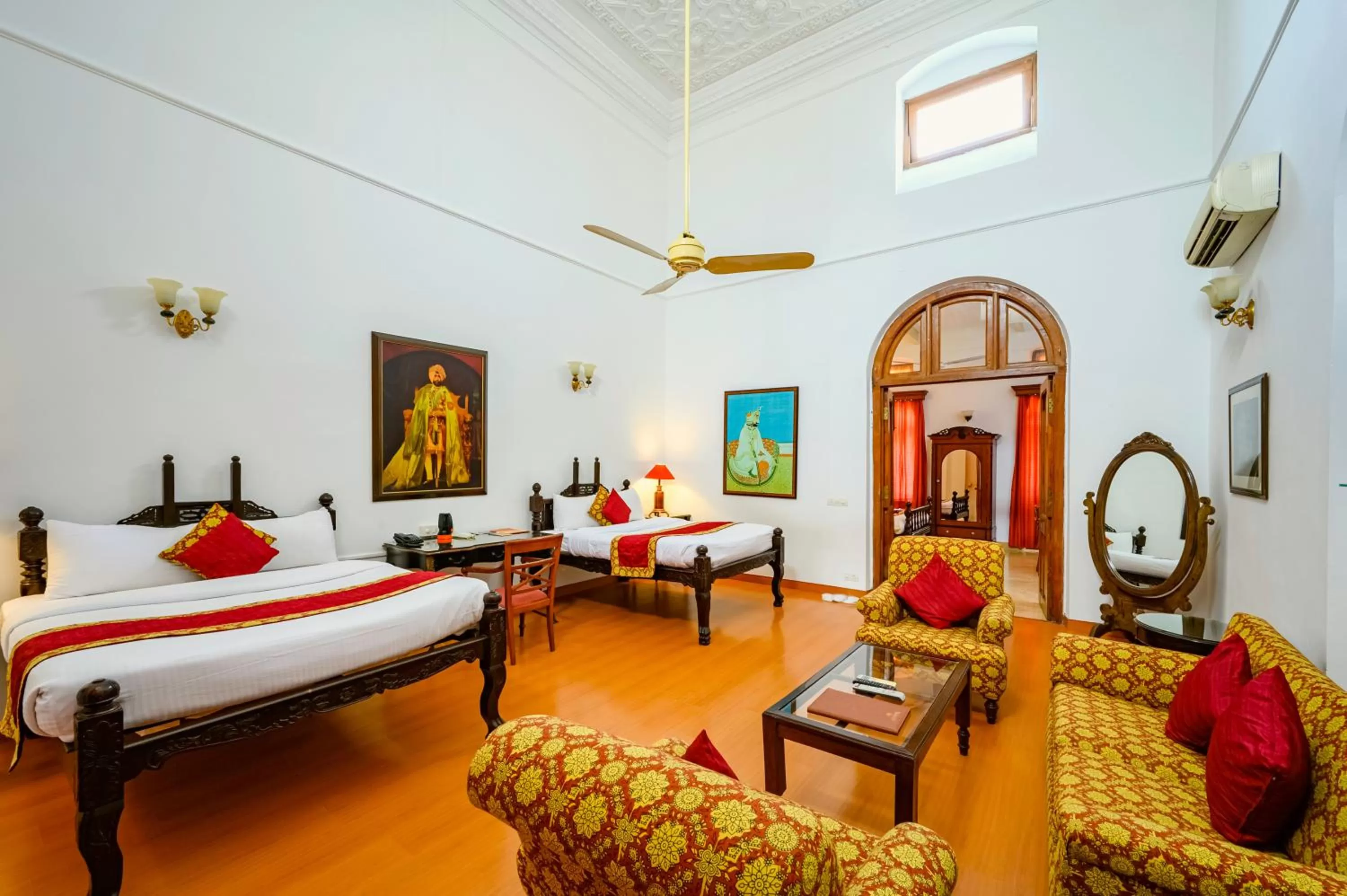 Bed in Neemrana's - Baradari Palace