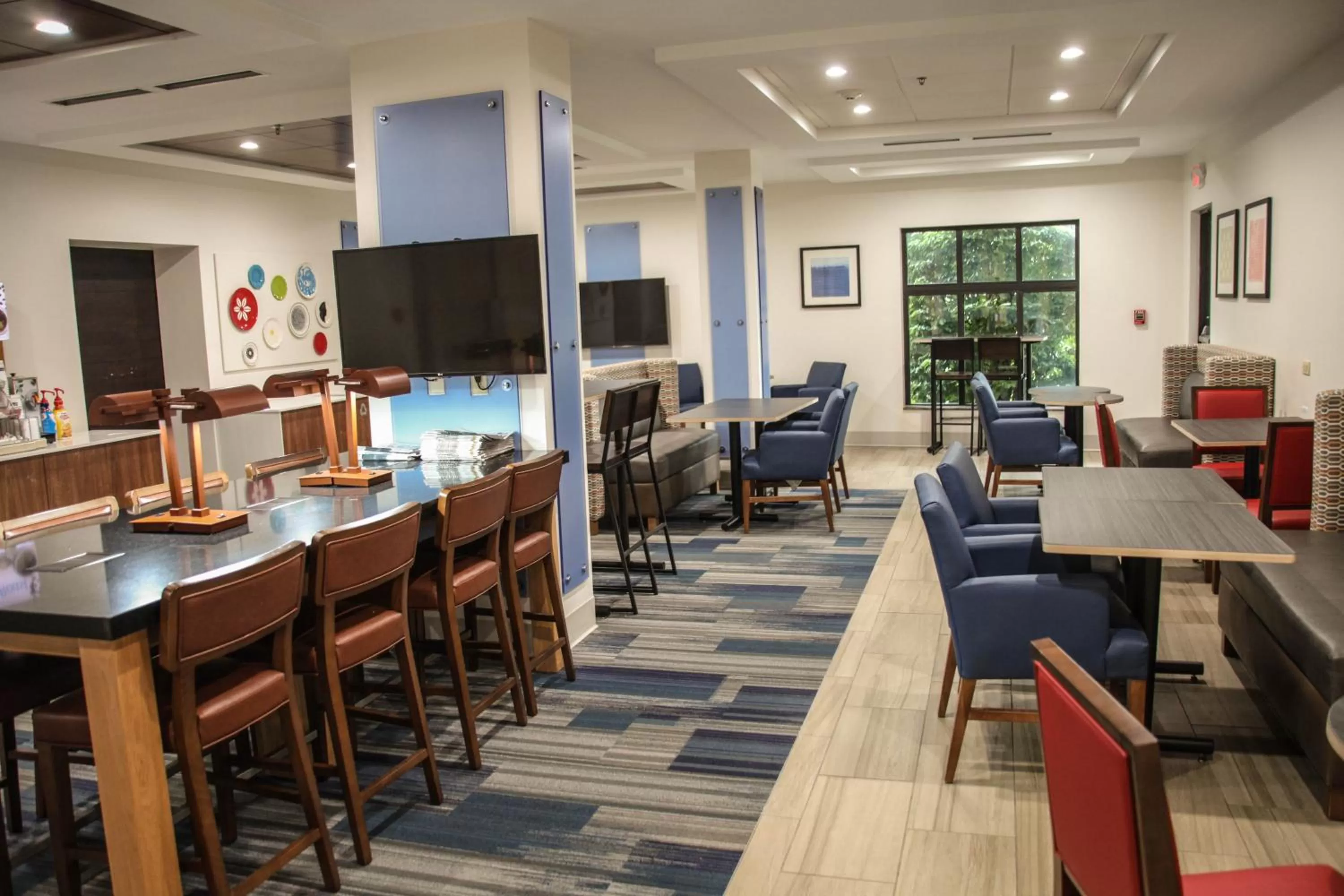 Breakfast in Holiday Inn Express Hotel & Suites Athens by IHG