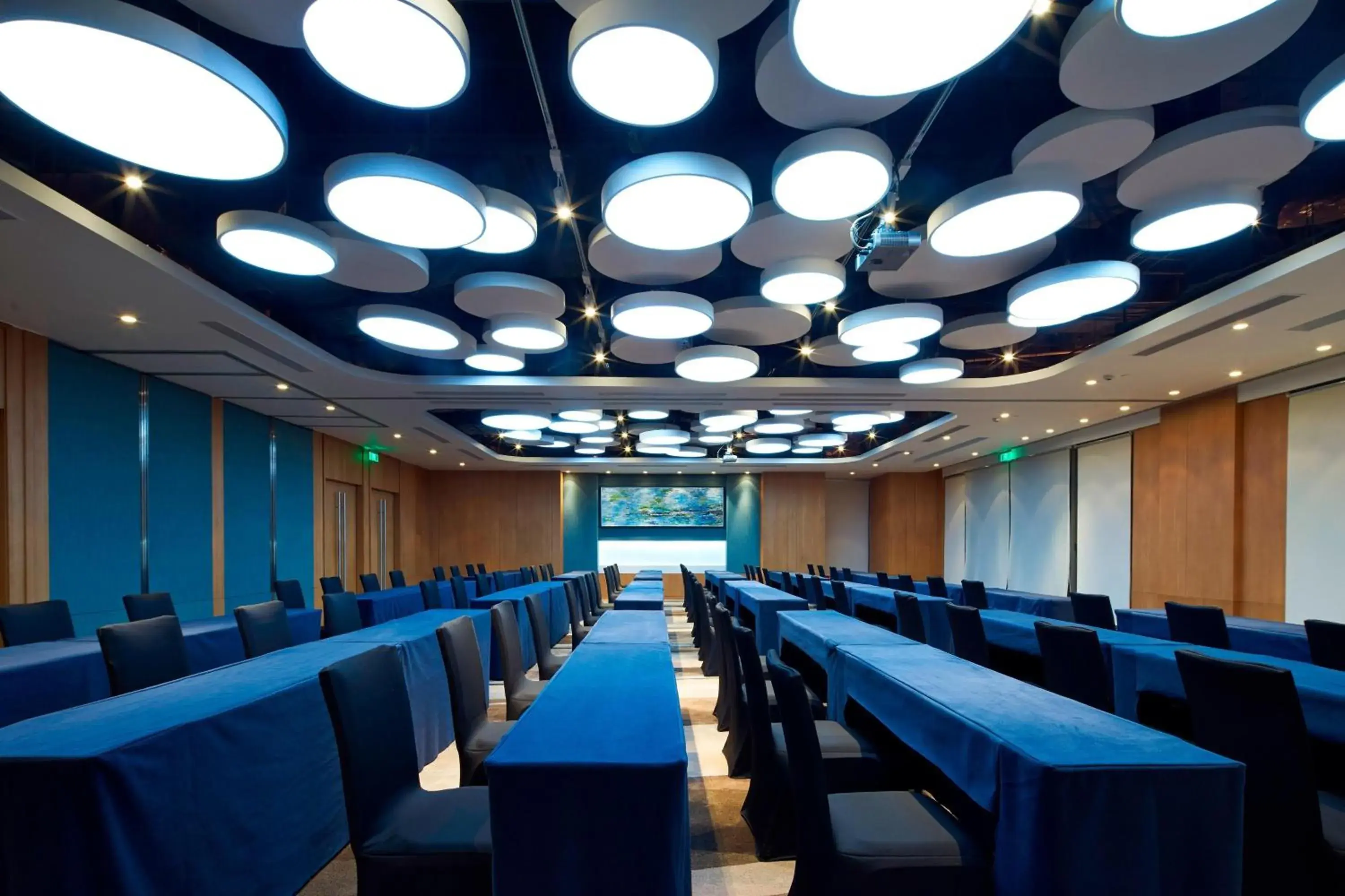 Meeting/conference room in Aloft Dongguan Songshan Lake