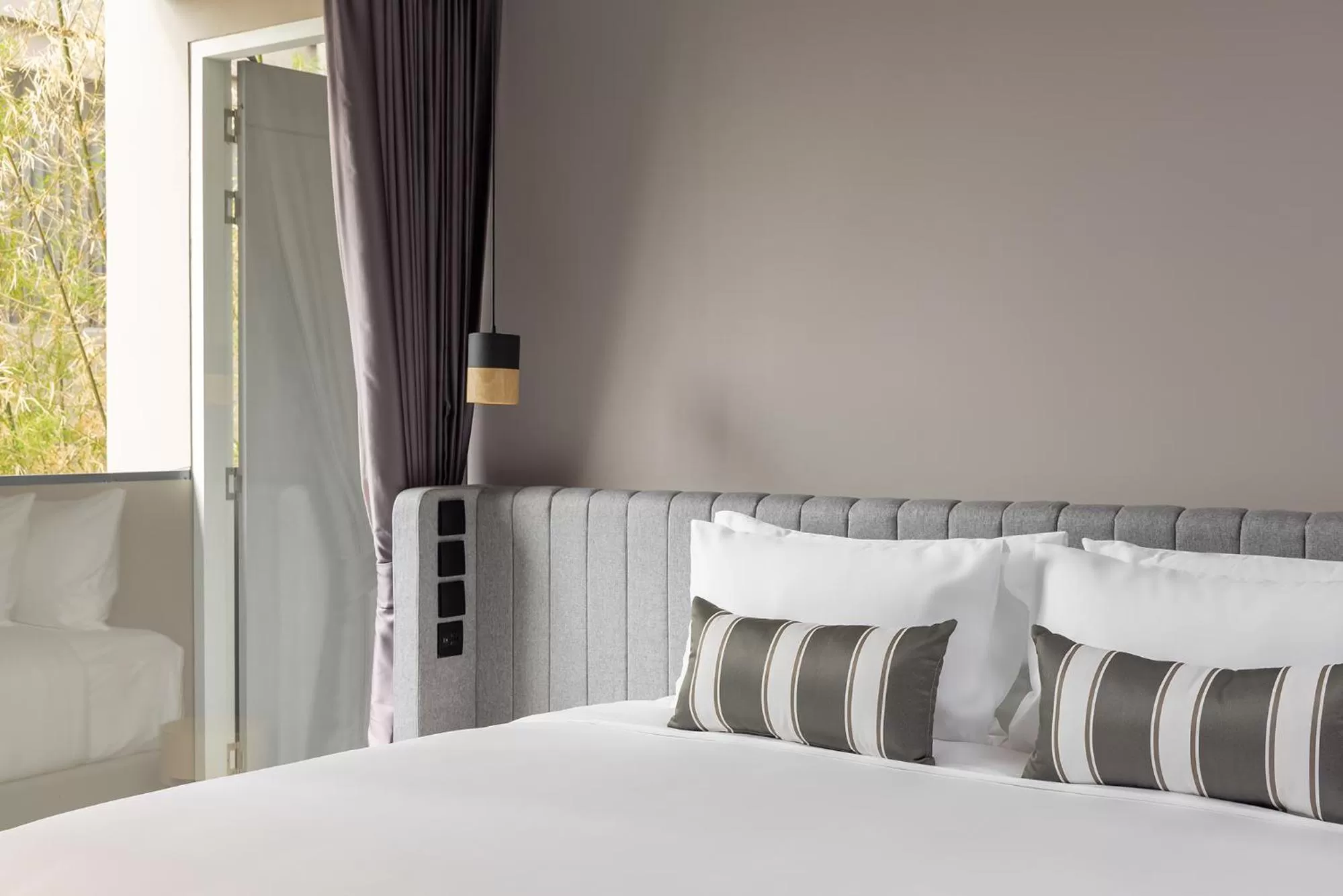 Bed in Travelodge Nimman