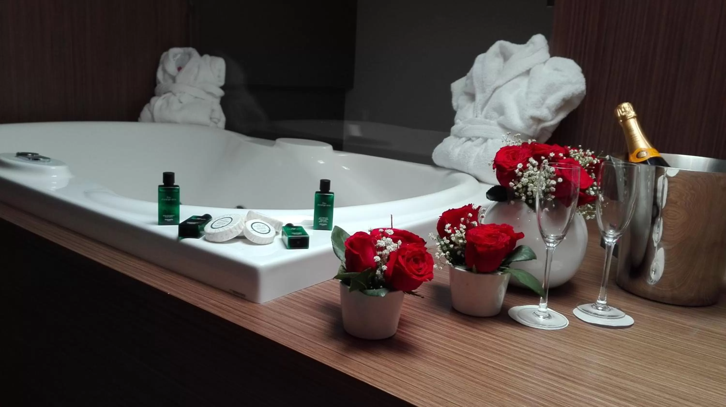 Bathroom in Hotel The Building