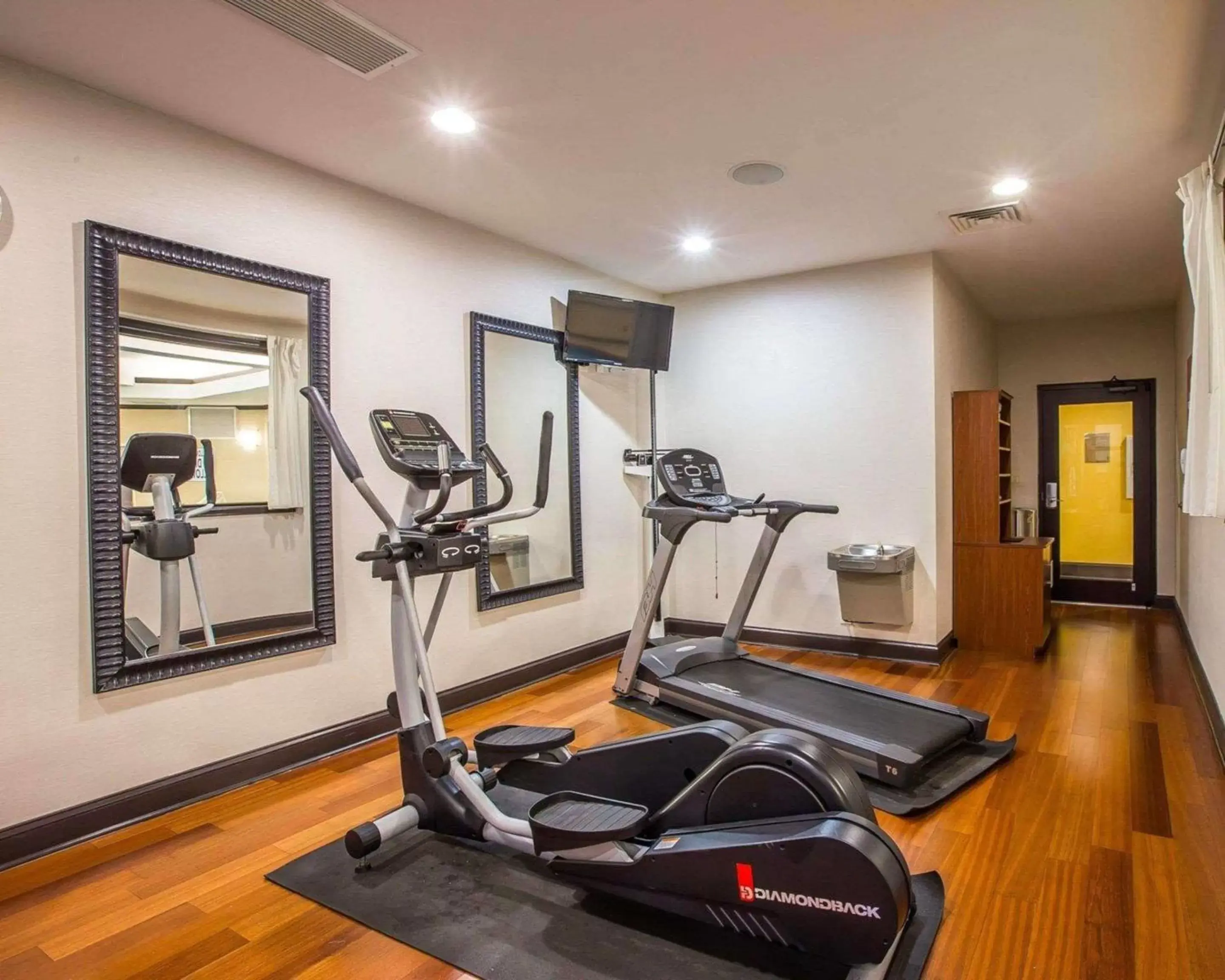 Fitness centre/facilities, Fitness Center/Facilities in Comfort Suites Simpsonville