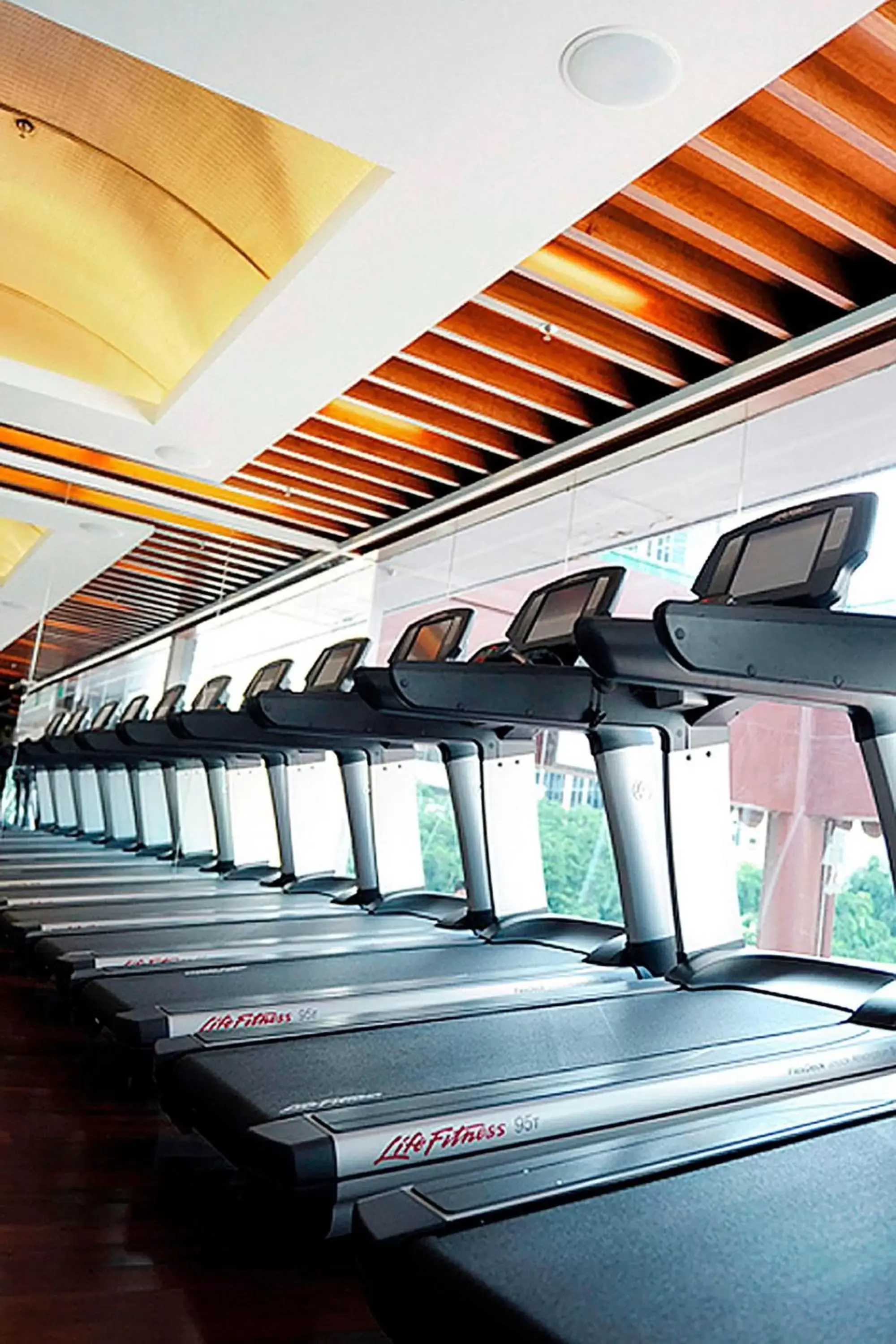 Fitness centre/facilities in Singapore Marriott Tang Plaza Hotel