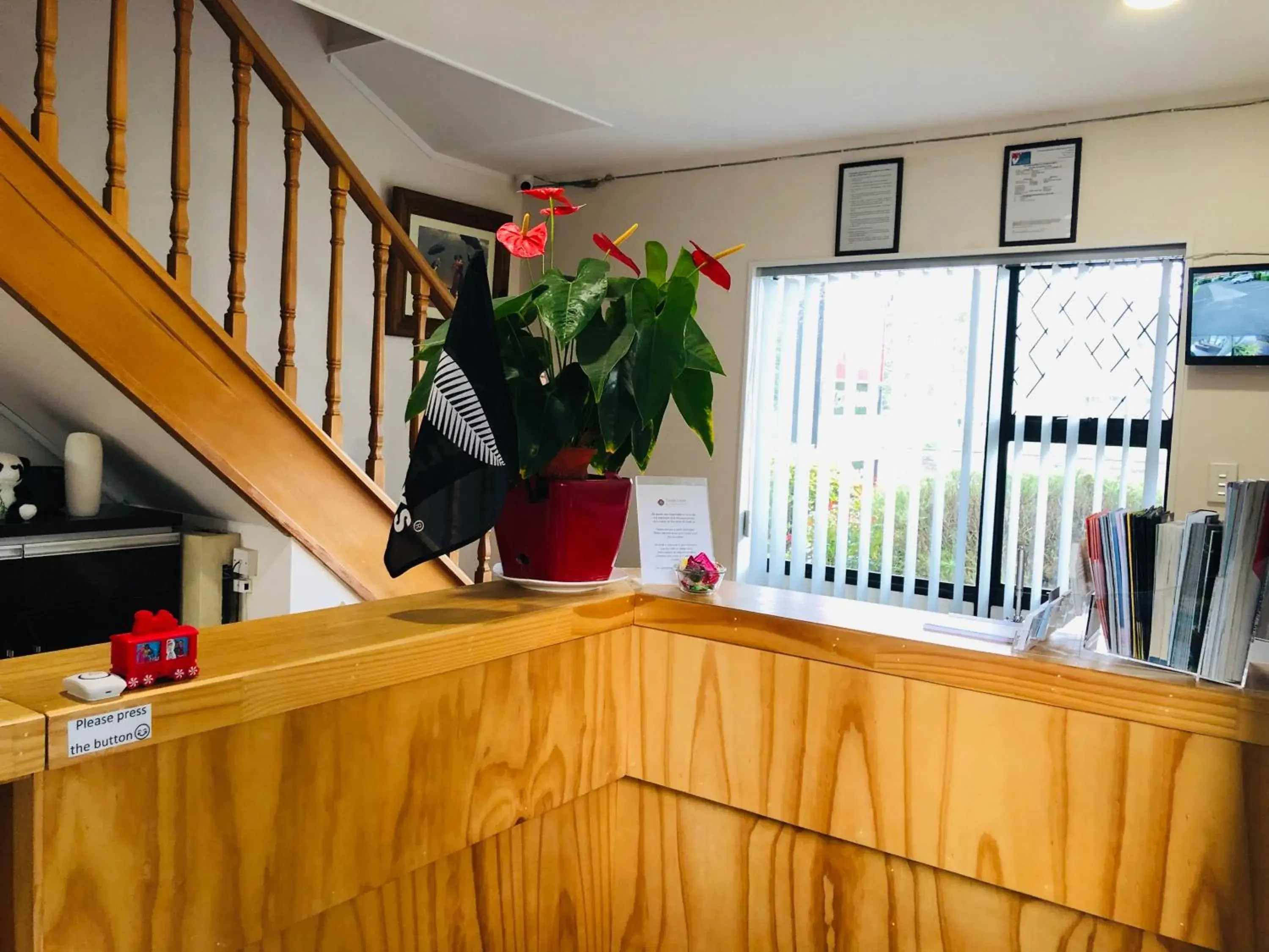 Lobby or reception, Lobby/Reception in Tudor Court Motor Lodge Hotel