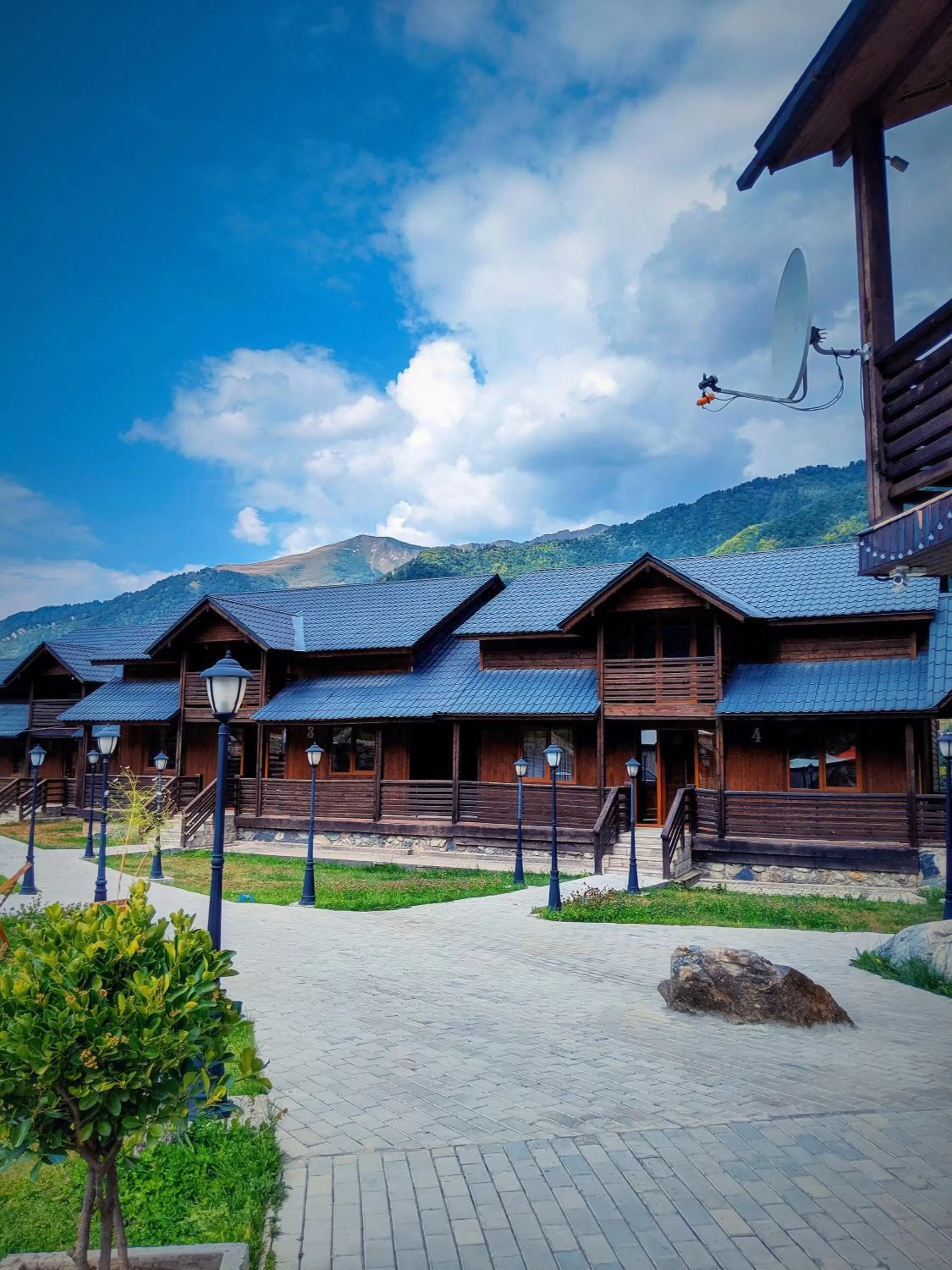 Property building in Hotel Banguriani