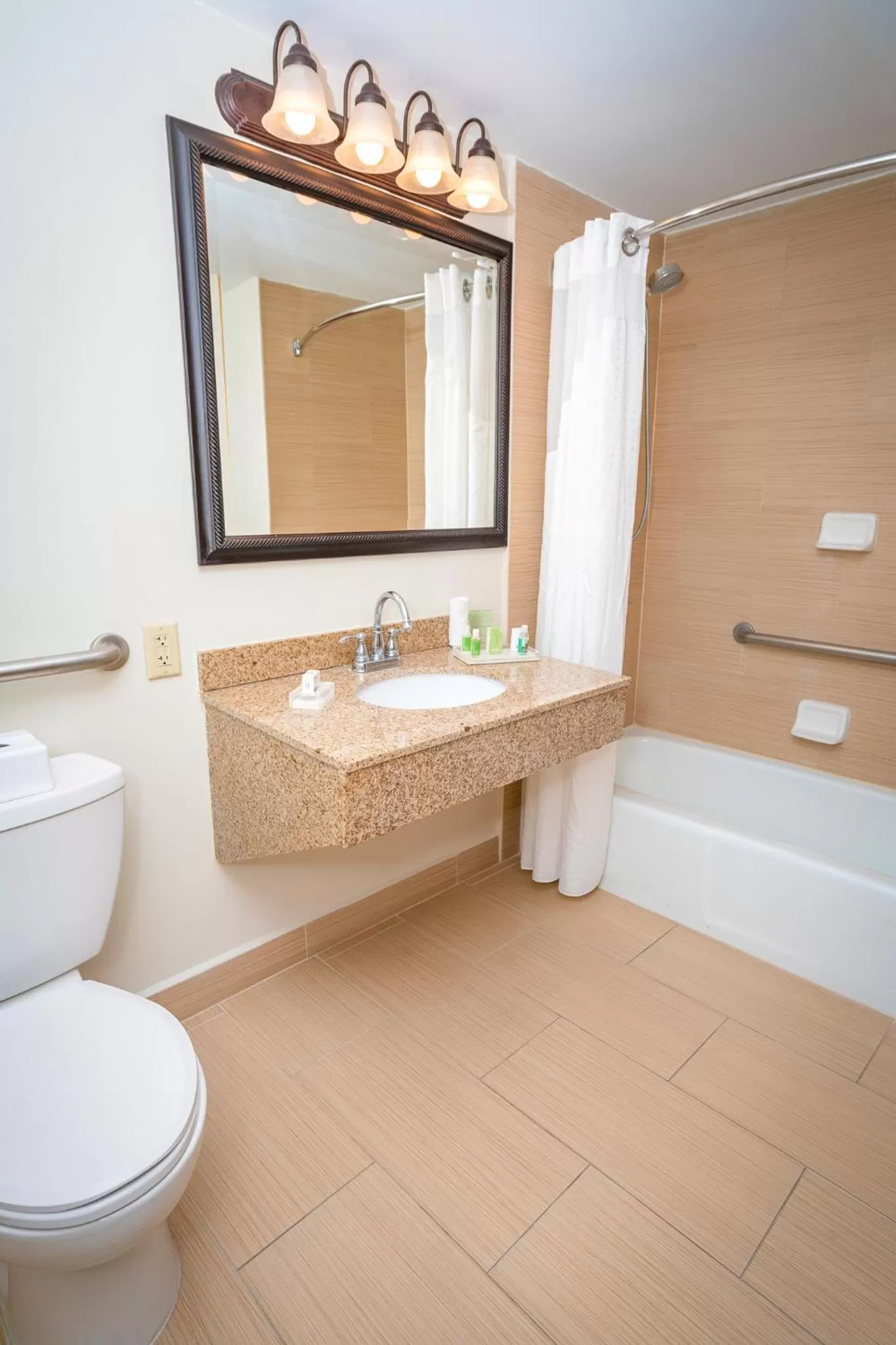 Bathroom in Holiday Inn Mayaguez & Tropical Casino by IHG