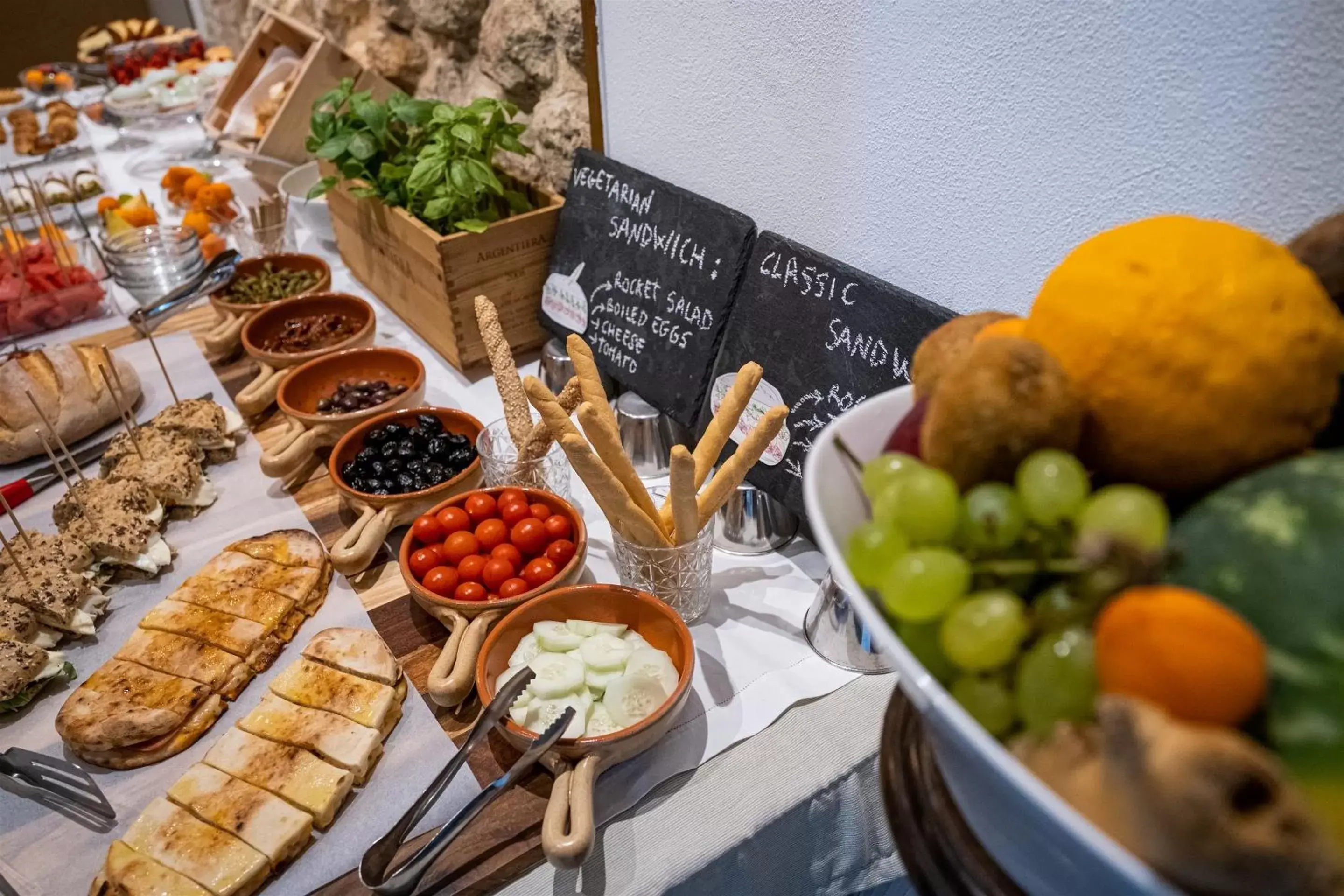 Continental breakfast, Food in Palazzo Gilistro