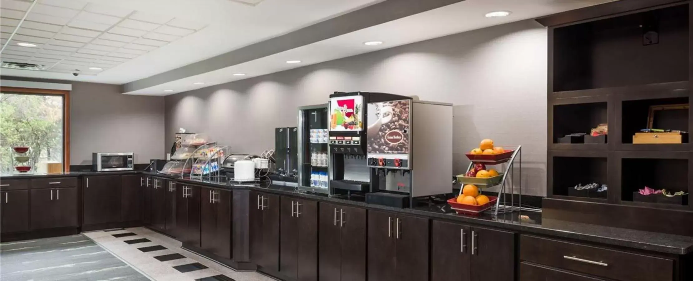 Breakfast in Wingate by Wyndham Columbia Breakfast in Wingate by Wyndham Columbia