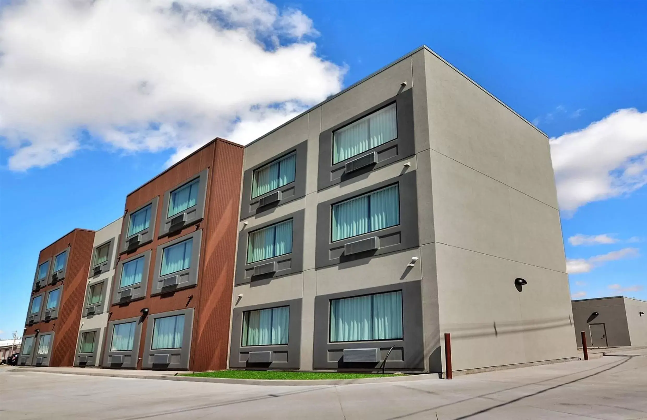 Property building in Hotel 21 Property building in Hotel 21