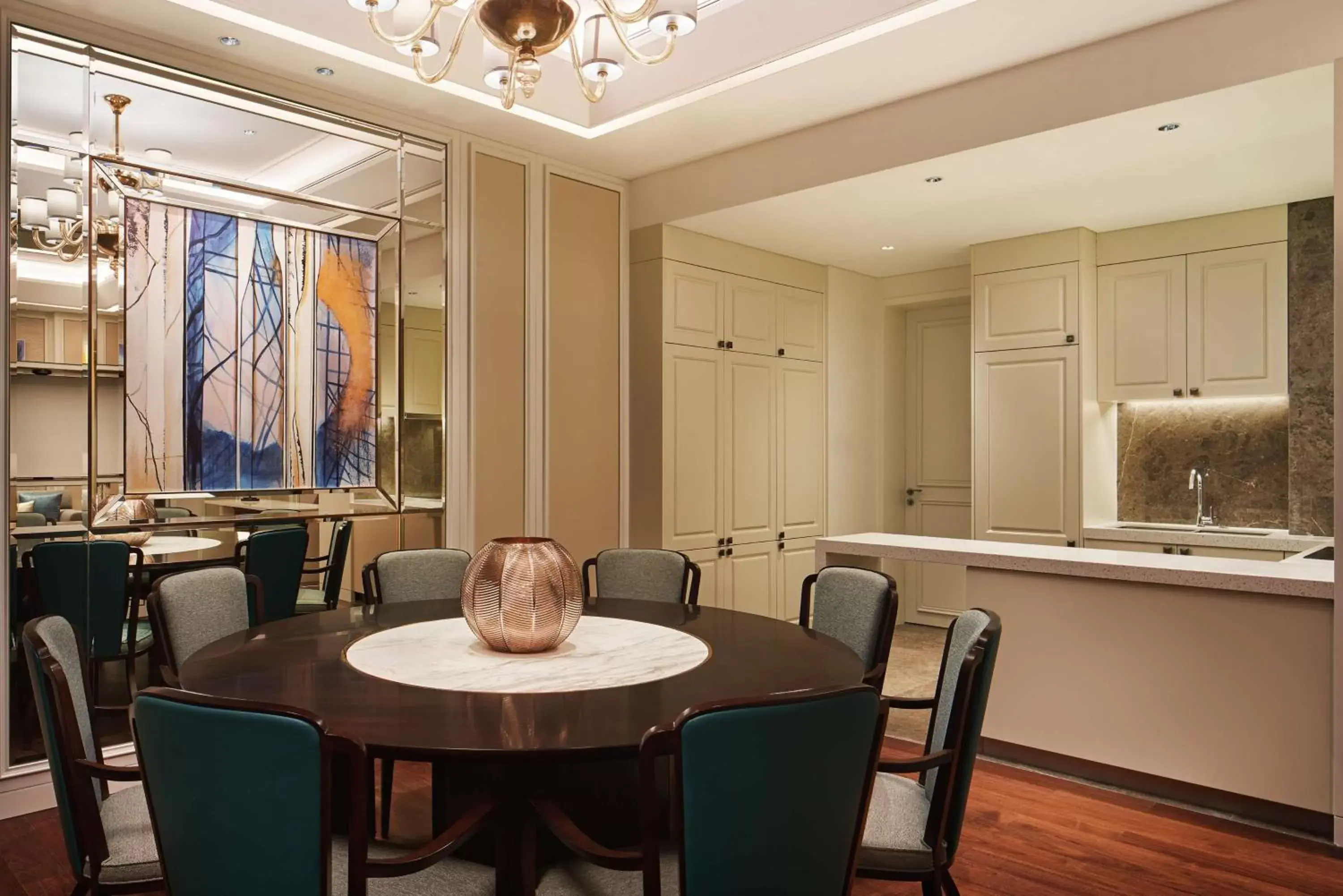 Kitchen or kitchenette, Dining Area in Conrad Tianjin