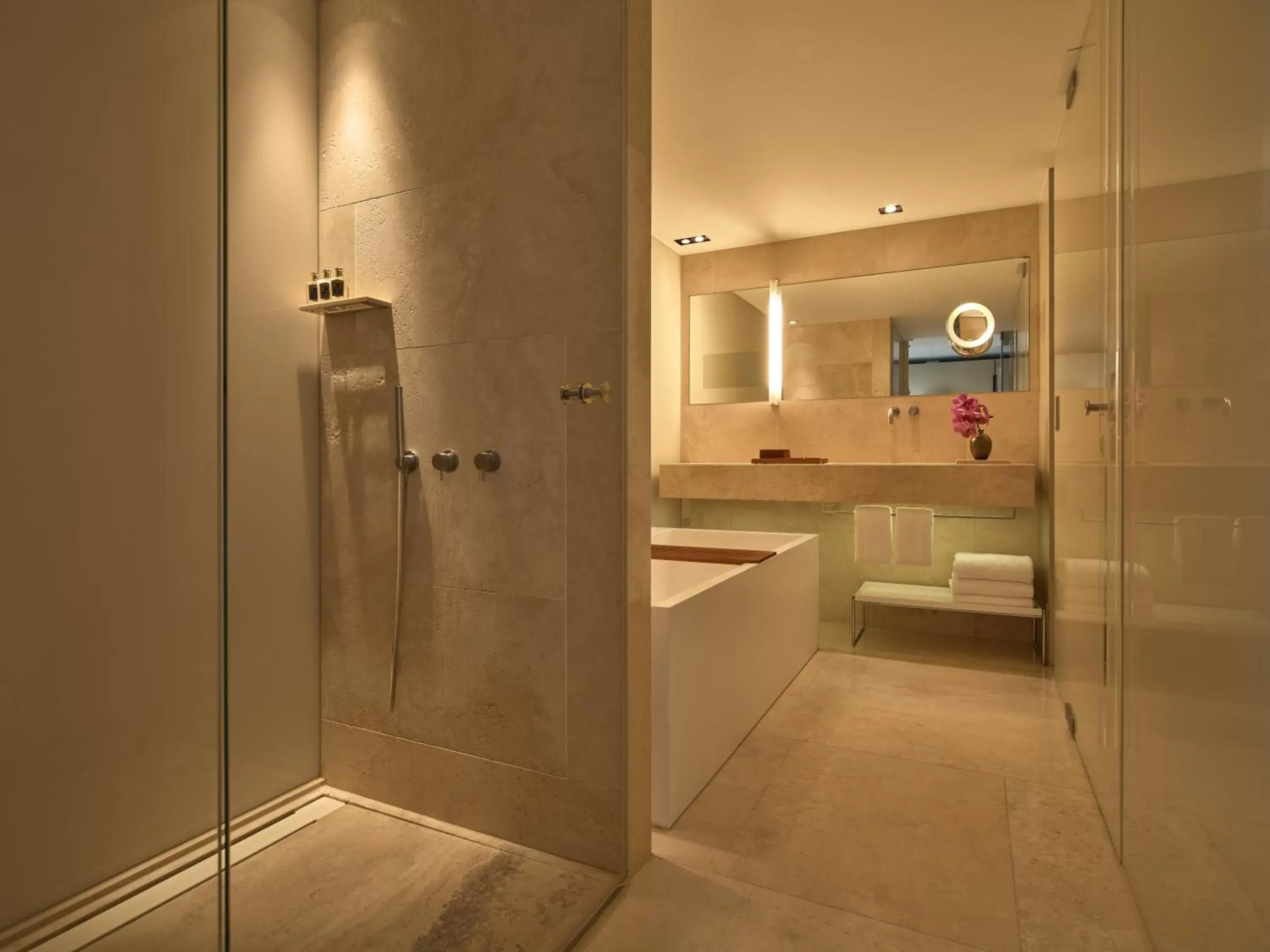 Bathroom in Conservatorium Hotel