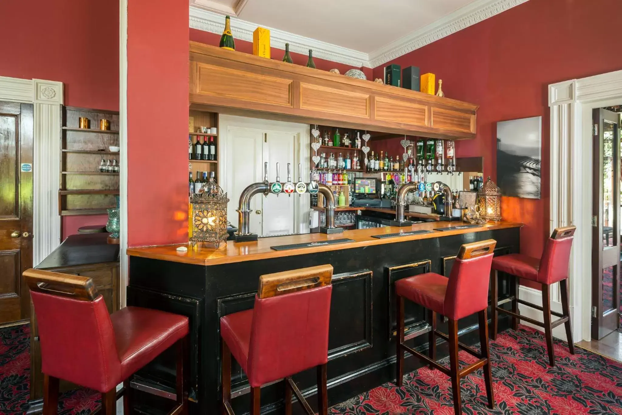 Lounge or bar in The Greenhill Hotel Lounge or bar in The Greenhill Hotel