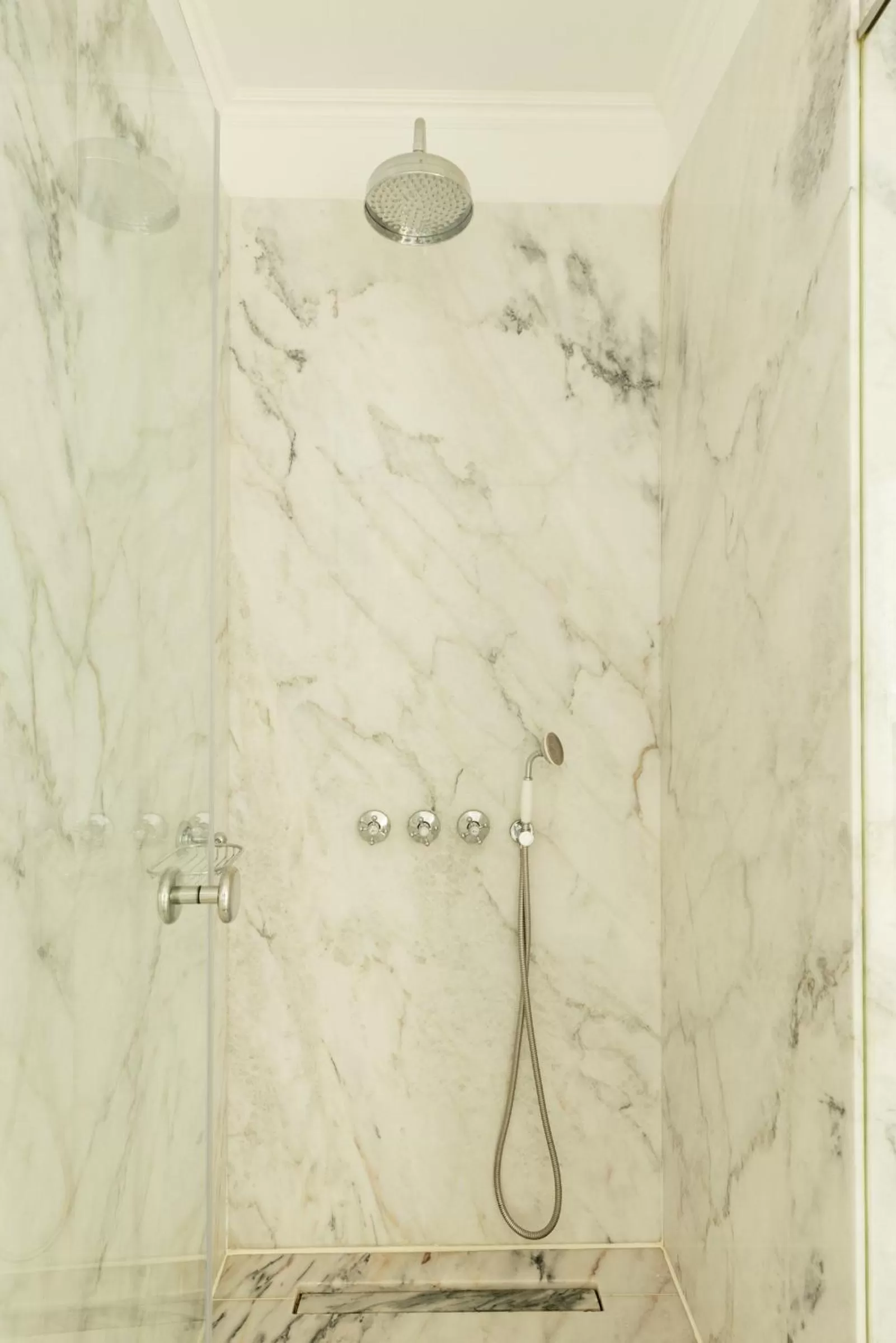 Bathroom in Hospes Infante Sagres Porto - Small Luxury Hotels Of The World